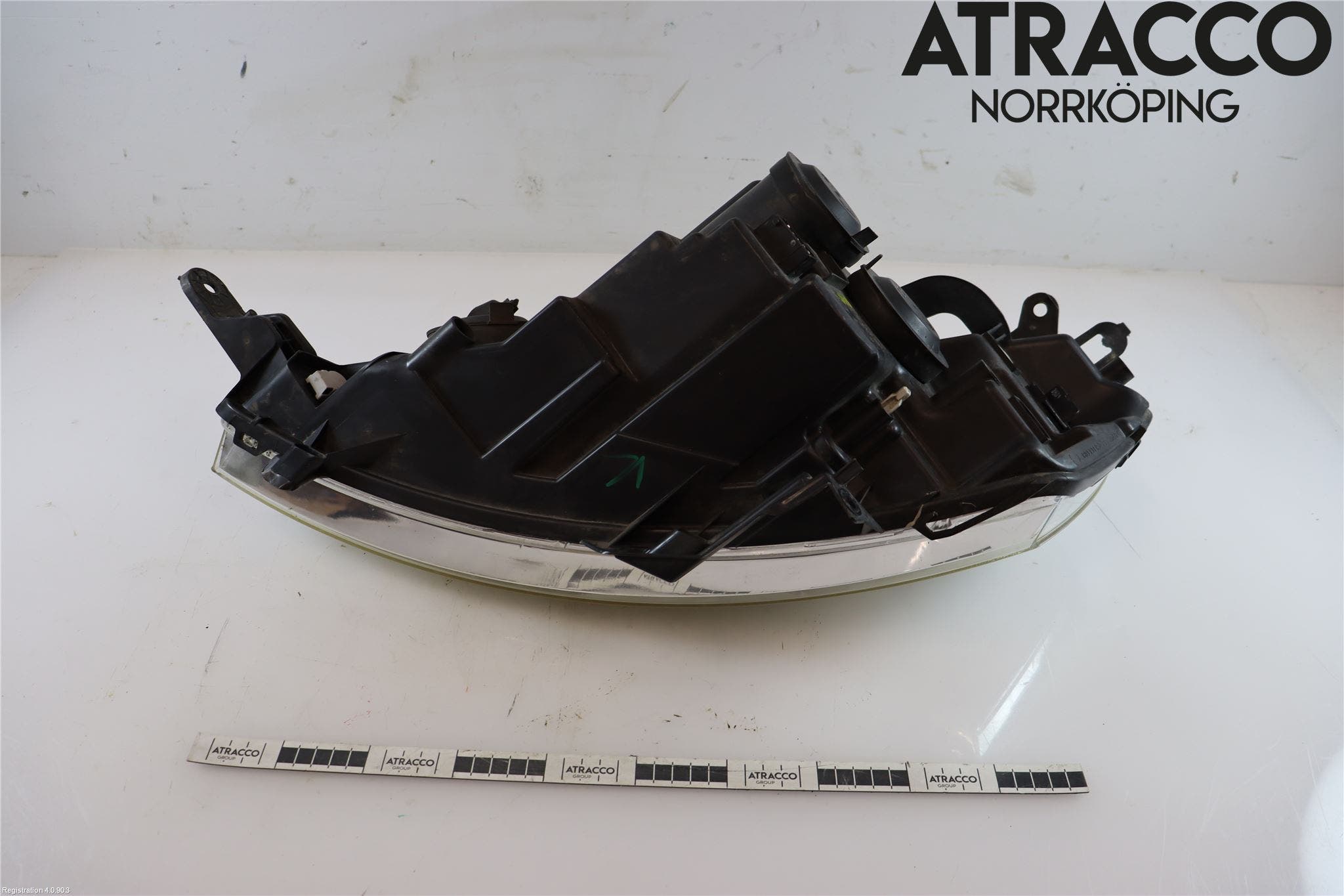 Peugeot EXPERT 07-14 Strålkastare Höger