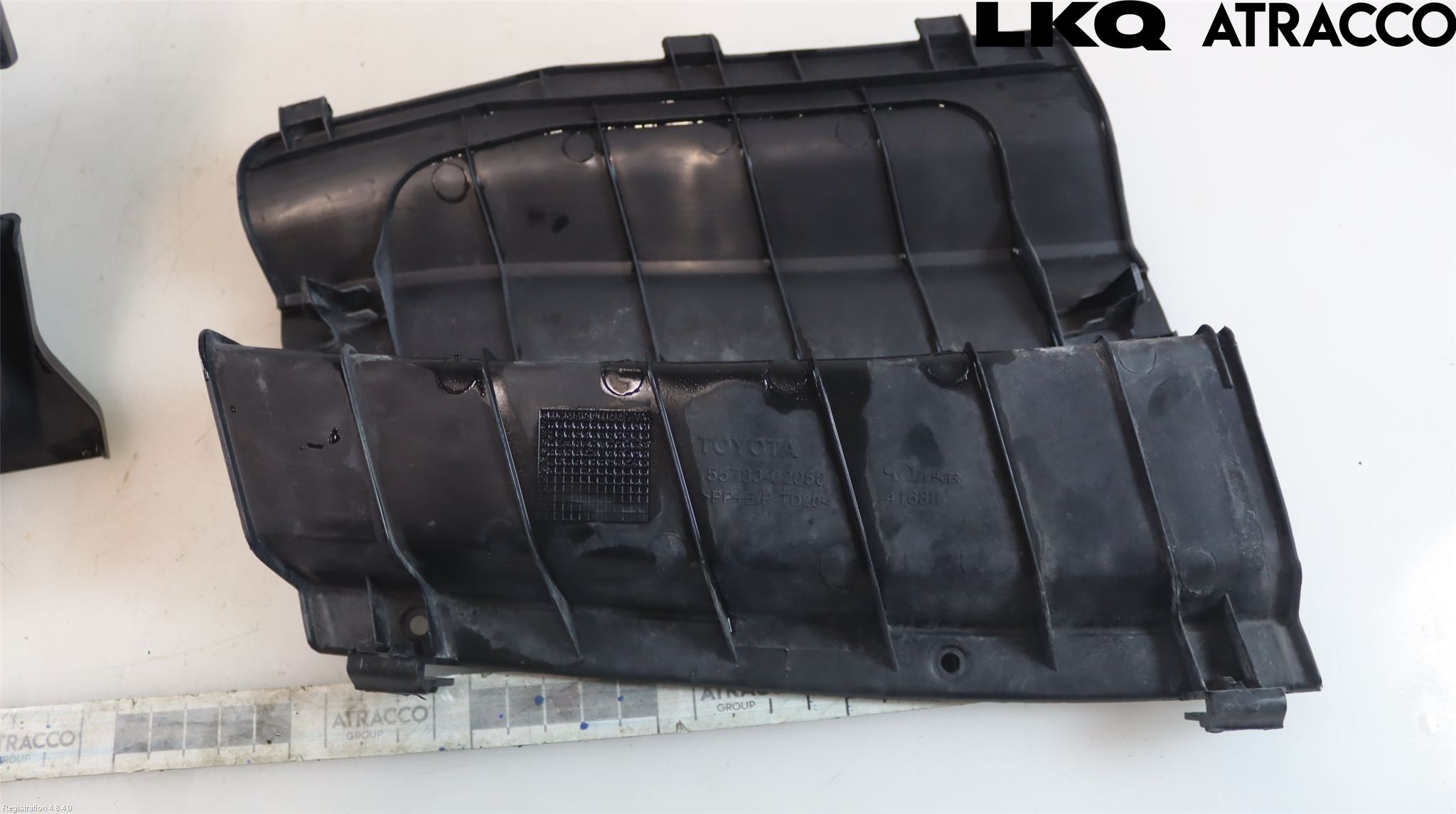 Toyota AURIS 10-12 Torpedplåt-Torpedplast