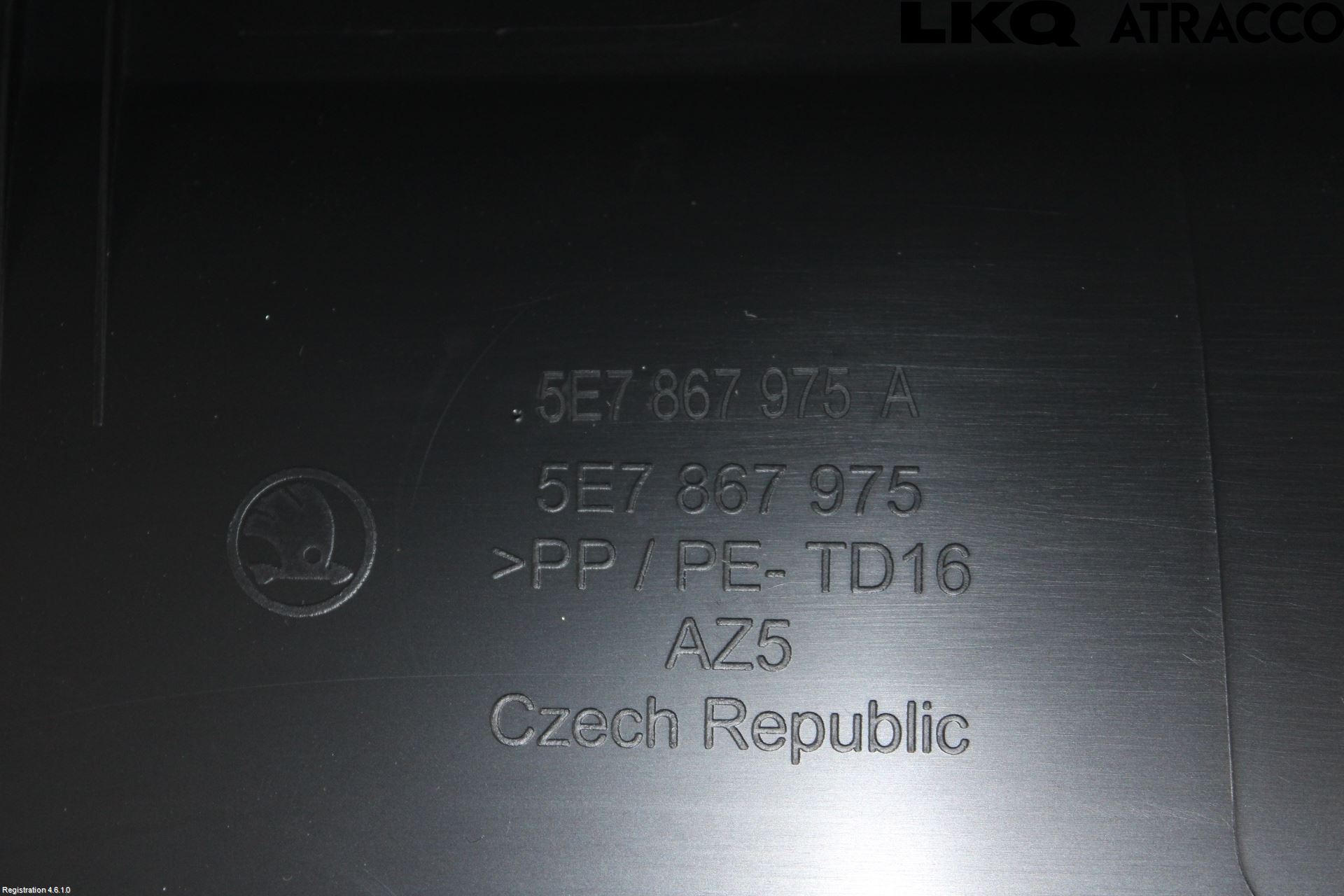 Skoda OCTAVIA (NX) 20- Inredning Bakluckeklädsel