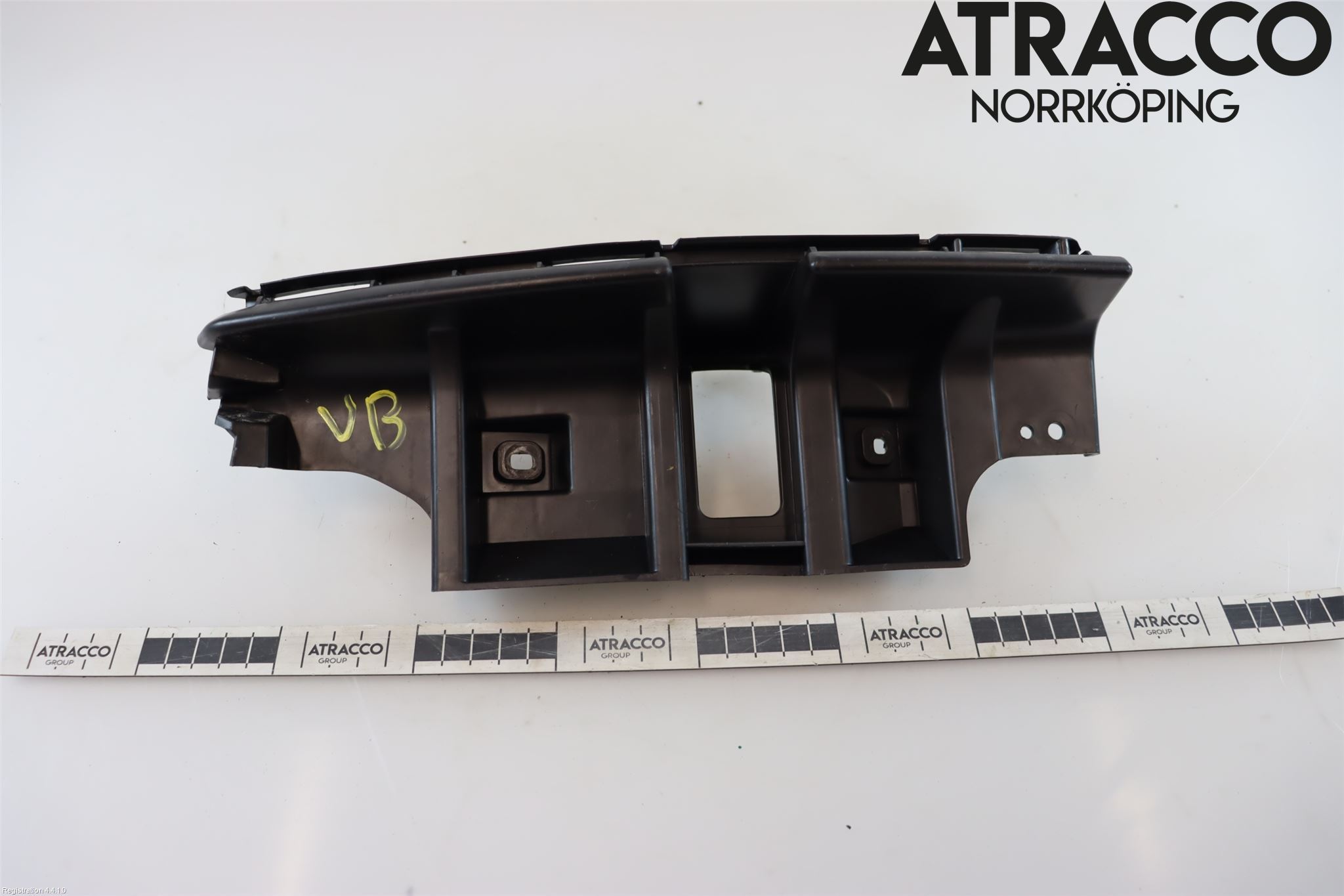 Volvo C30 07-10 Stötfångarfäste Bak Vä