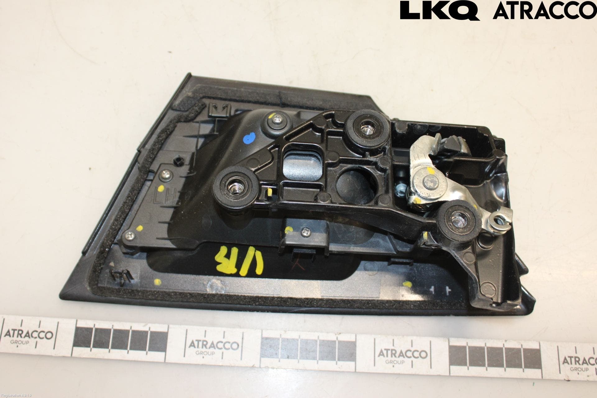 Toyota C-HR 16-23 Dörrhandtag Yttre Vä