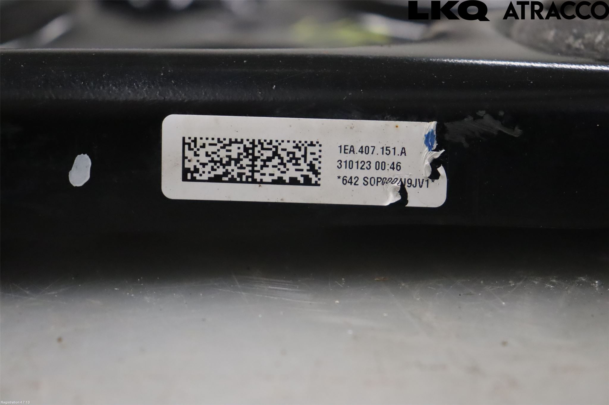 Audi Q4 E-TRON FZ 22- Bärarm Fram Undre Vä