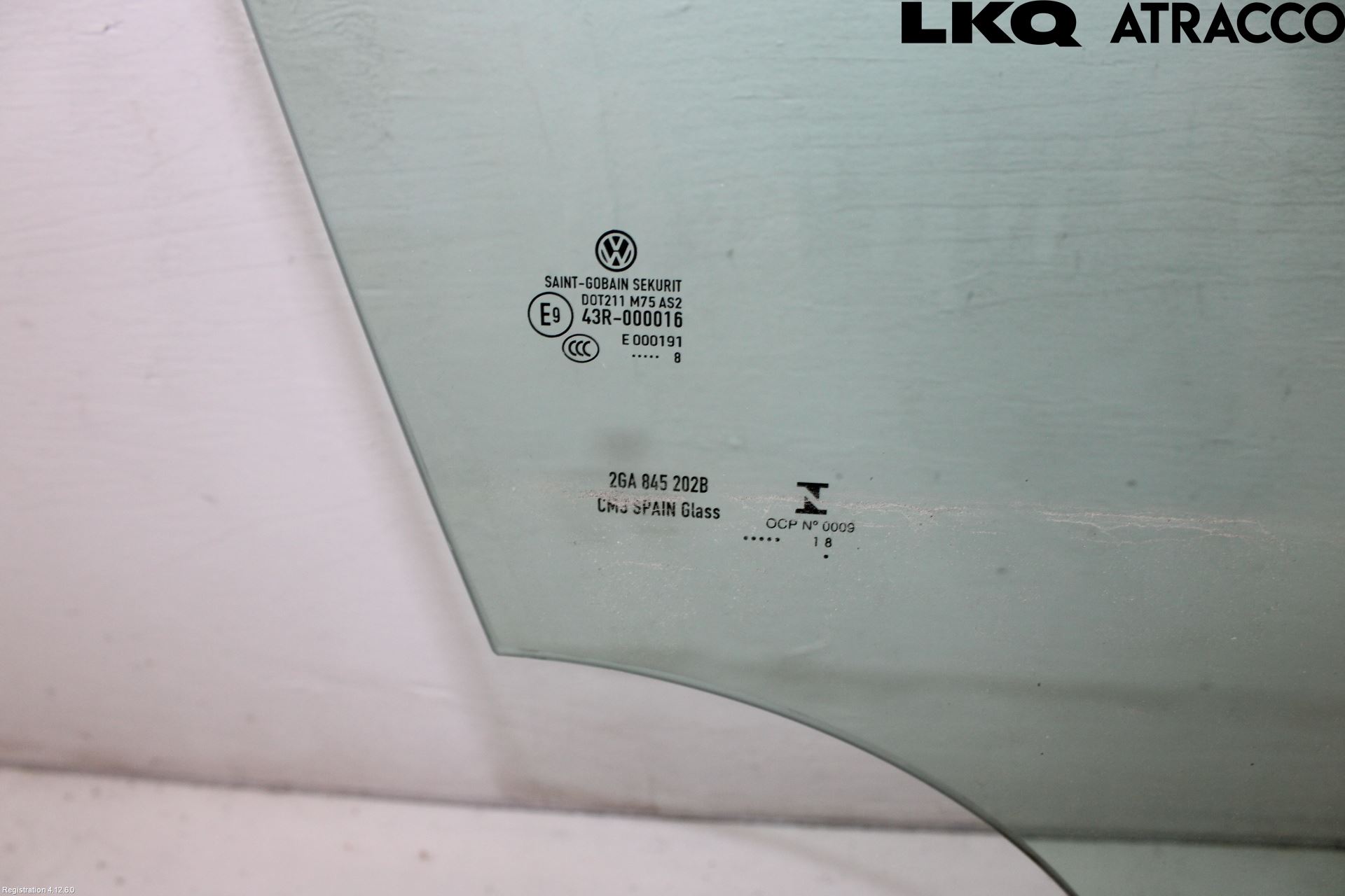 Volkswagen VW T-ROC 18- Dörruta Fram Höger