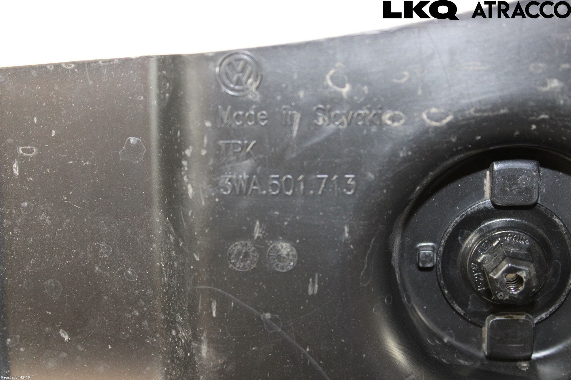 Alfa VW PASSAT 24- Hasplåt Plåt-Plast