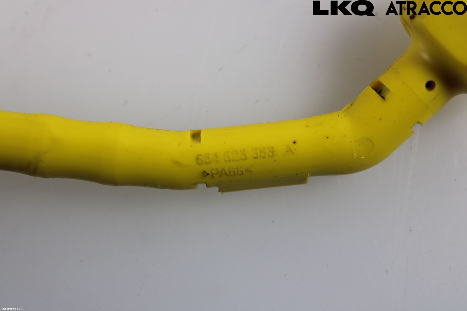 Skoda KAMIQ 20- Huv Stag-Pinne