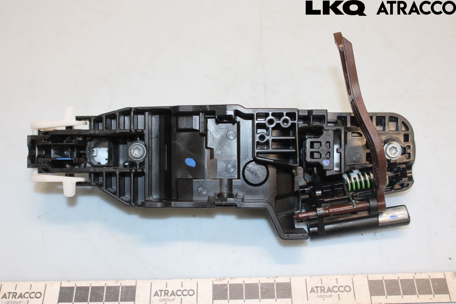 Toyota YARIS XP21 20- Dörrhandtag Yttre Vä