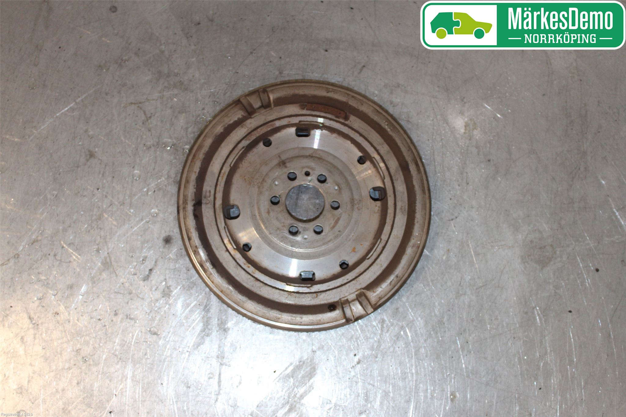 Volkswagen VW GOLF VI 09-13 Svänghjul Aut