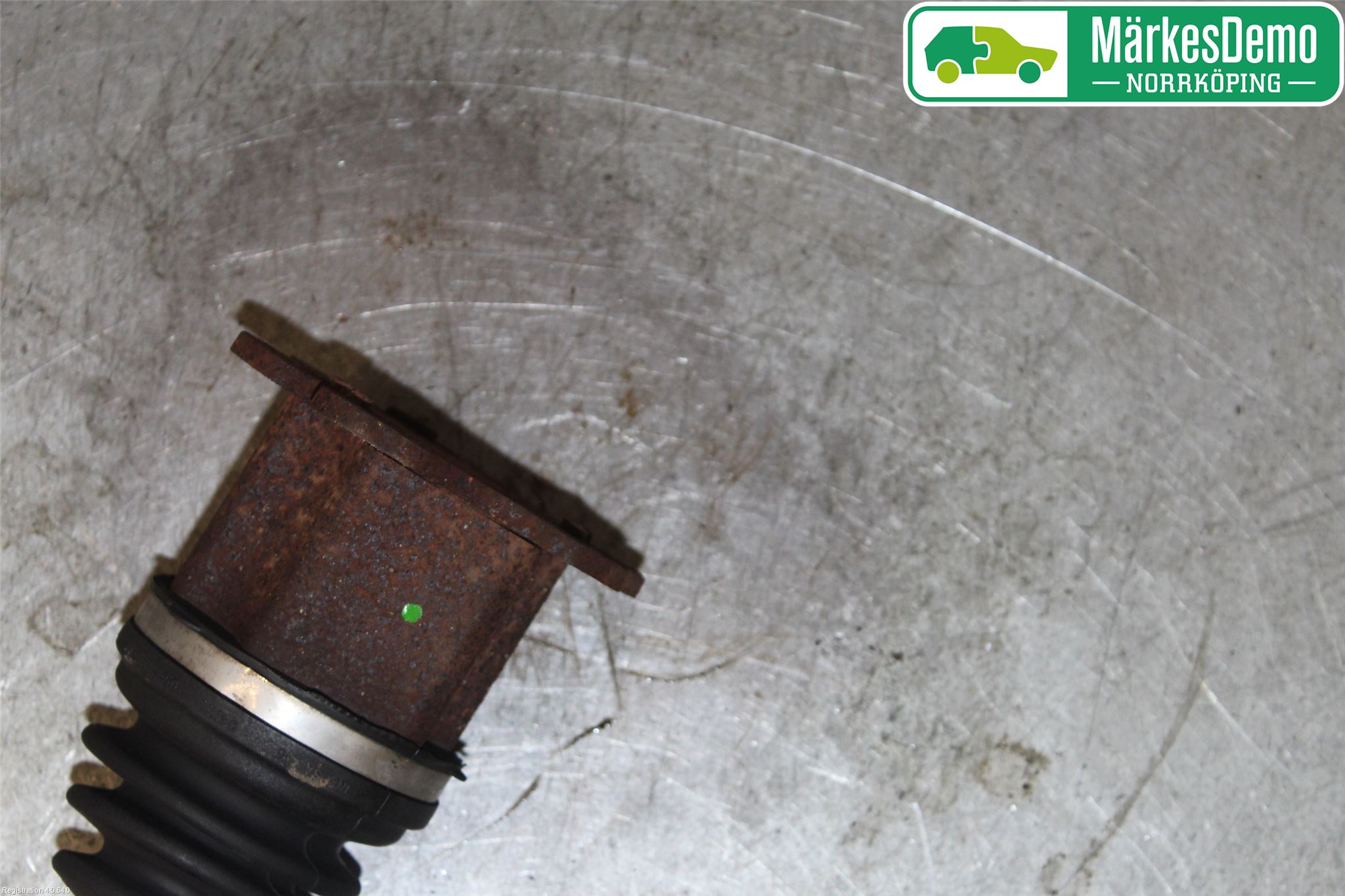 Audi A6/S6     05-11 Drivaxel Fram Vänster