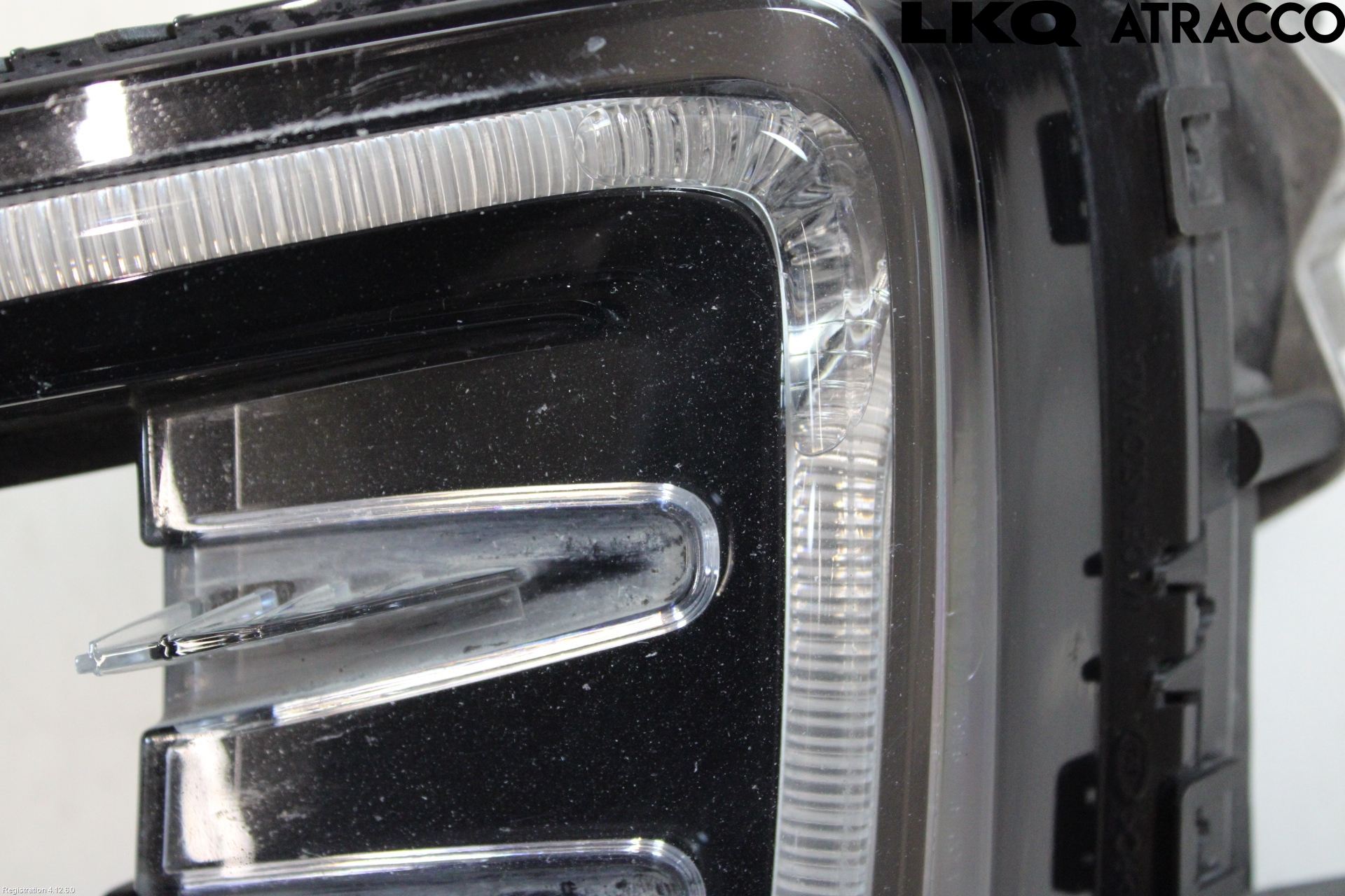 Volkswagen VW PASSAT 15-19 Dimljus-Varselljus Fram