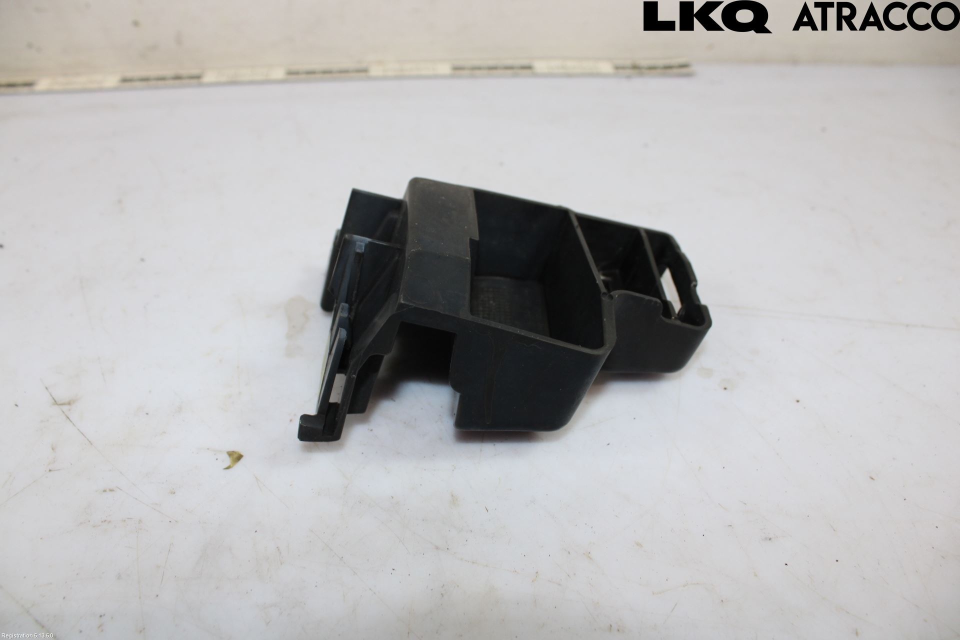 Volkswagen VW GOLF VI 09-13 Stötfångarfäste Bak Vä