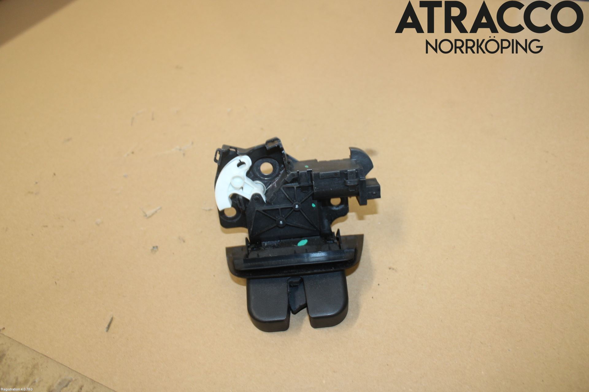 Audi A3/S3 05-13 Låskista Baklucka