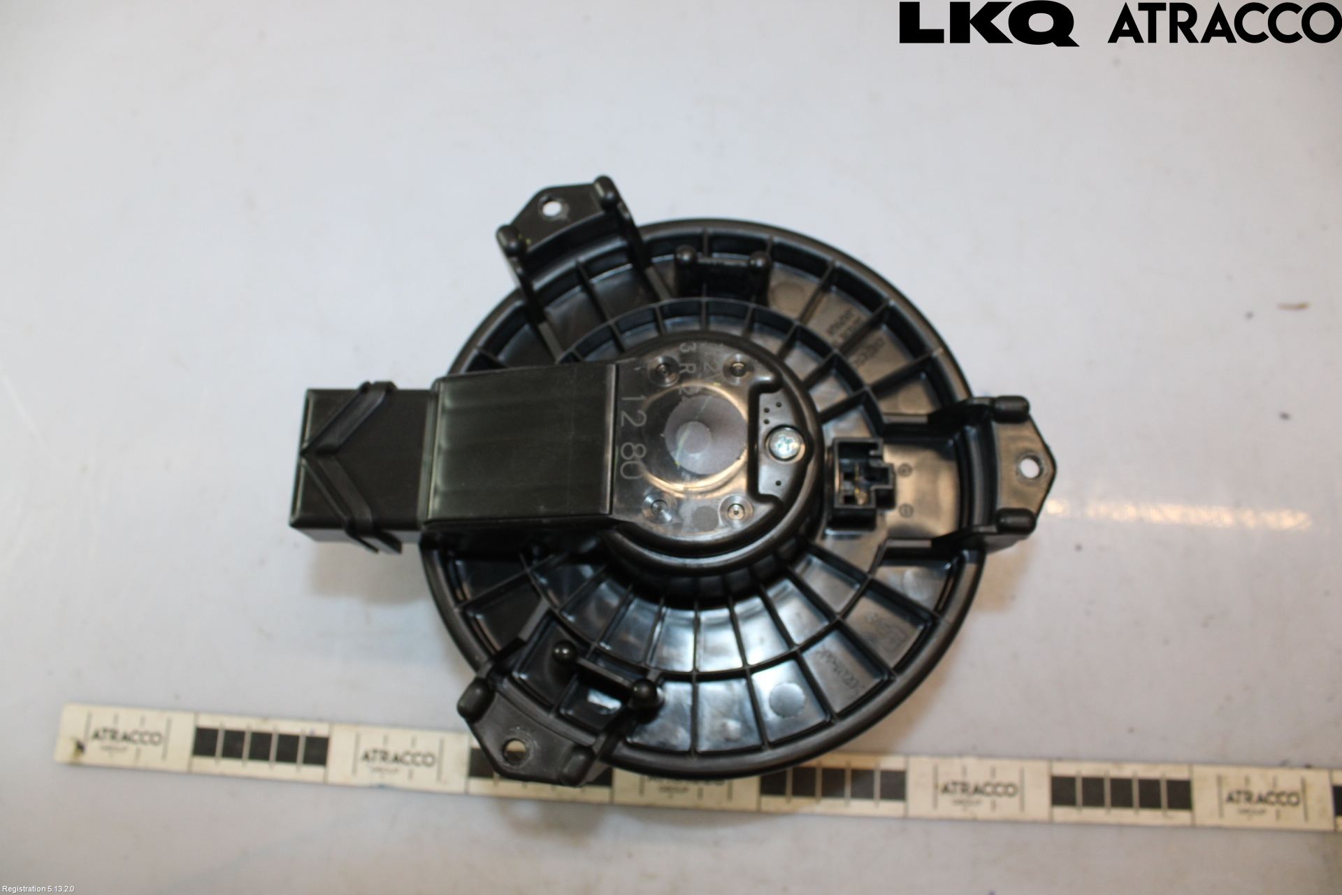 Toyota VERSO-S 11-16 Värmefläkt
