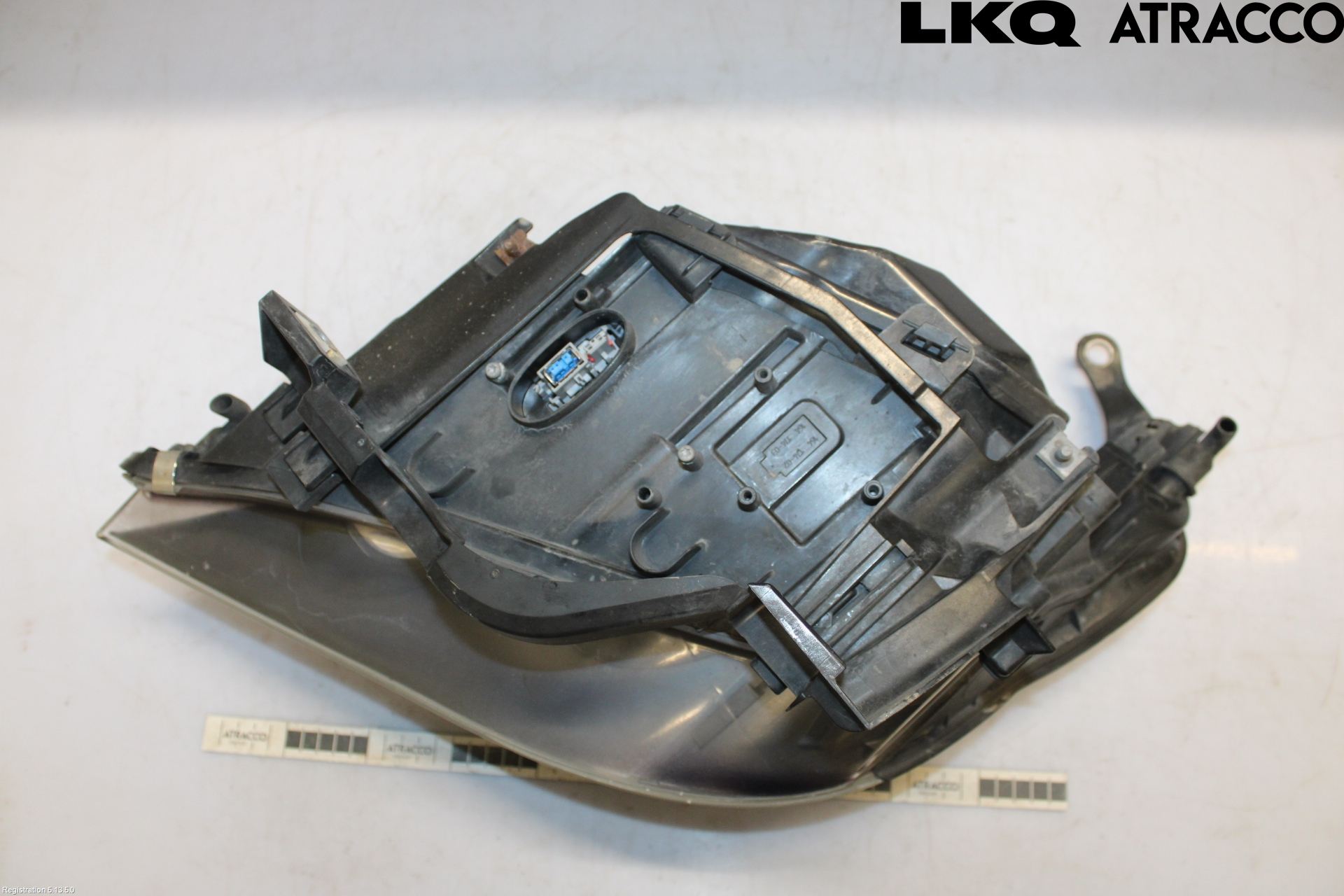 BMW 5 E60/61 Sed/Tou 02-10 Strålkastare Höger