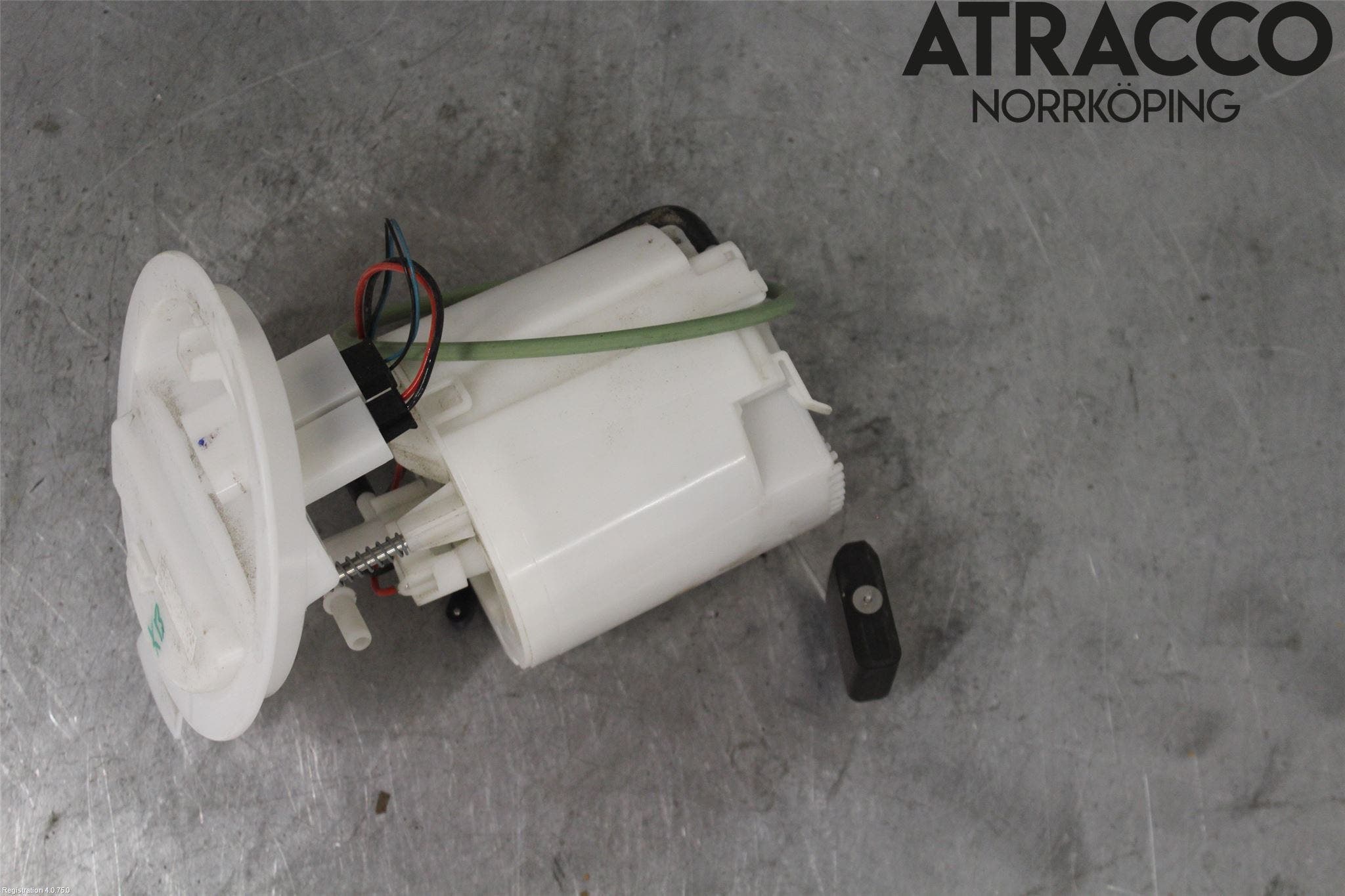 Mercedes-Benz MB C-KLASS (W204) 07-15 Bränslepump El