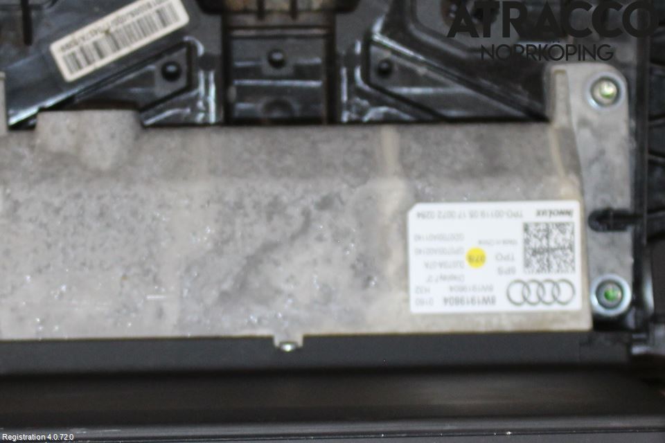 Audi A4/S4 B9 16-19 Bildskärm