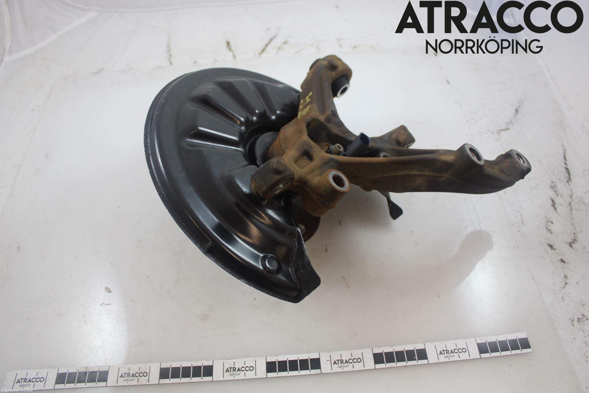 Audi A3/S3 8Y 21- Hjullagerhus-Spindel Hö B