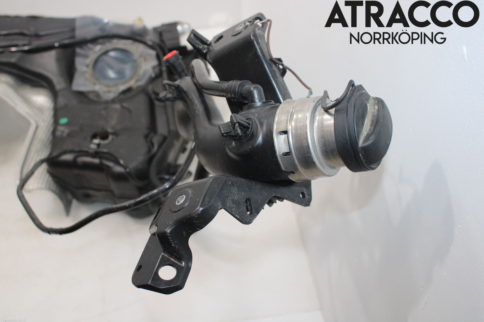 Audi A3/S3 8Y 21- Bränsletank