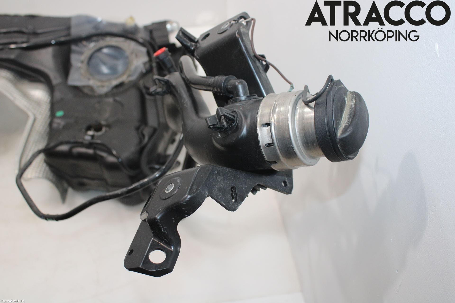 Audi A3/S3 8Y 21- Bränsletank