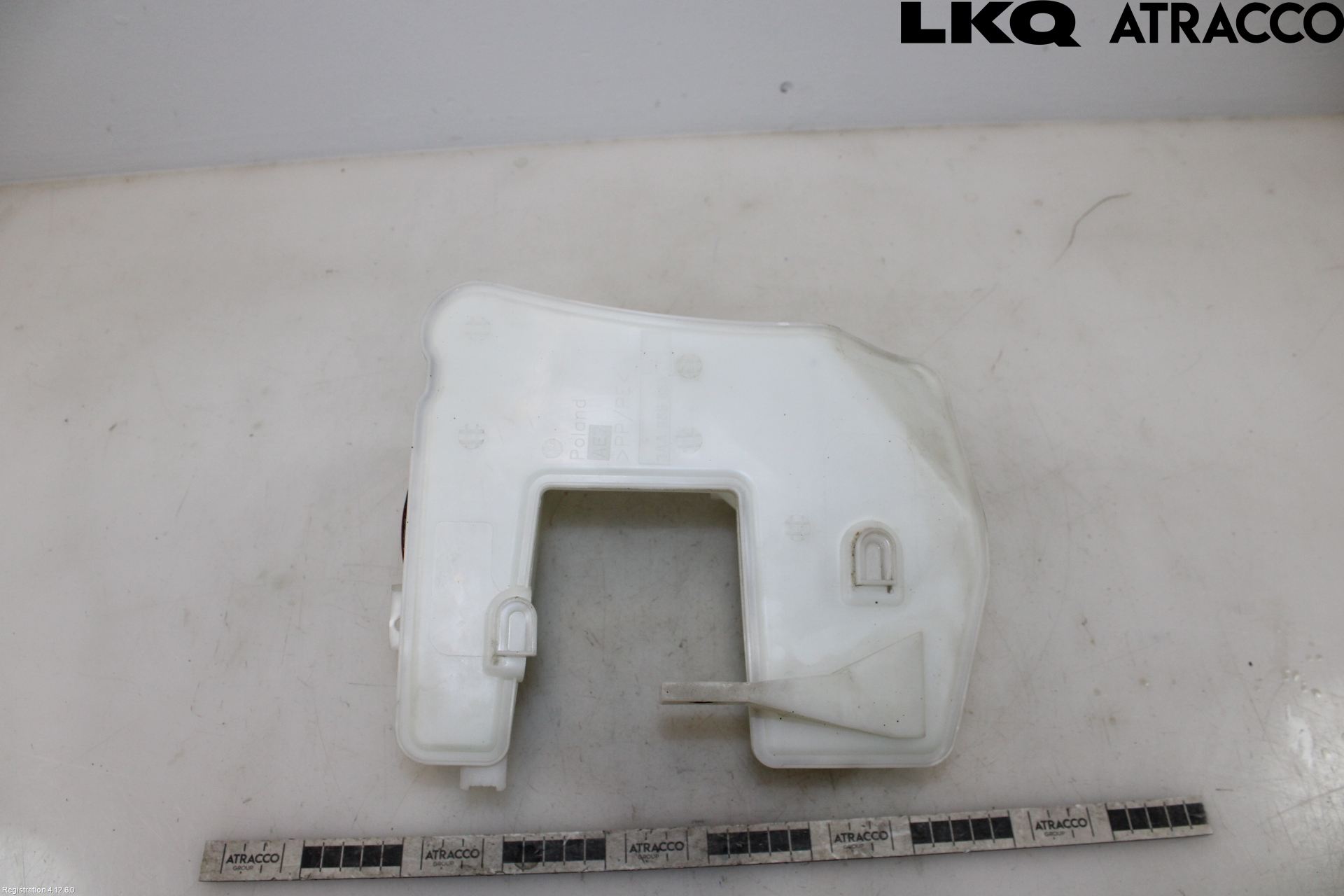 Volkswagen VW PASSAT 11-14 Spolartank Vindruta-Strål
