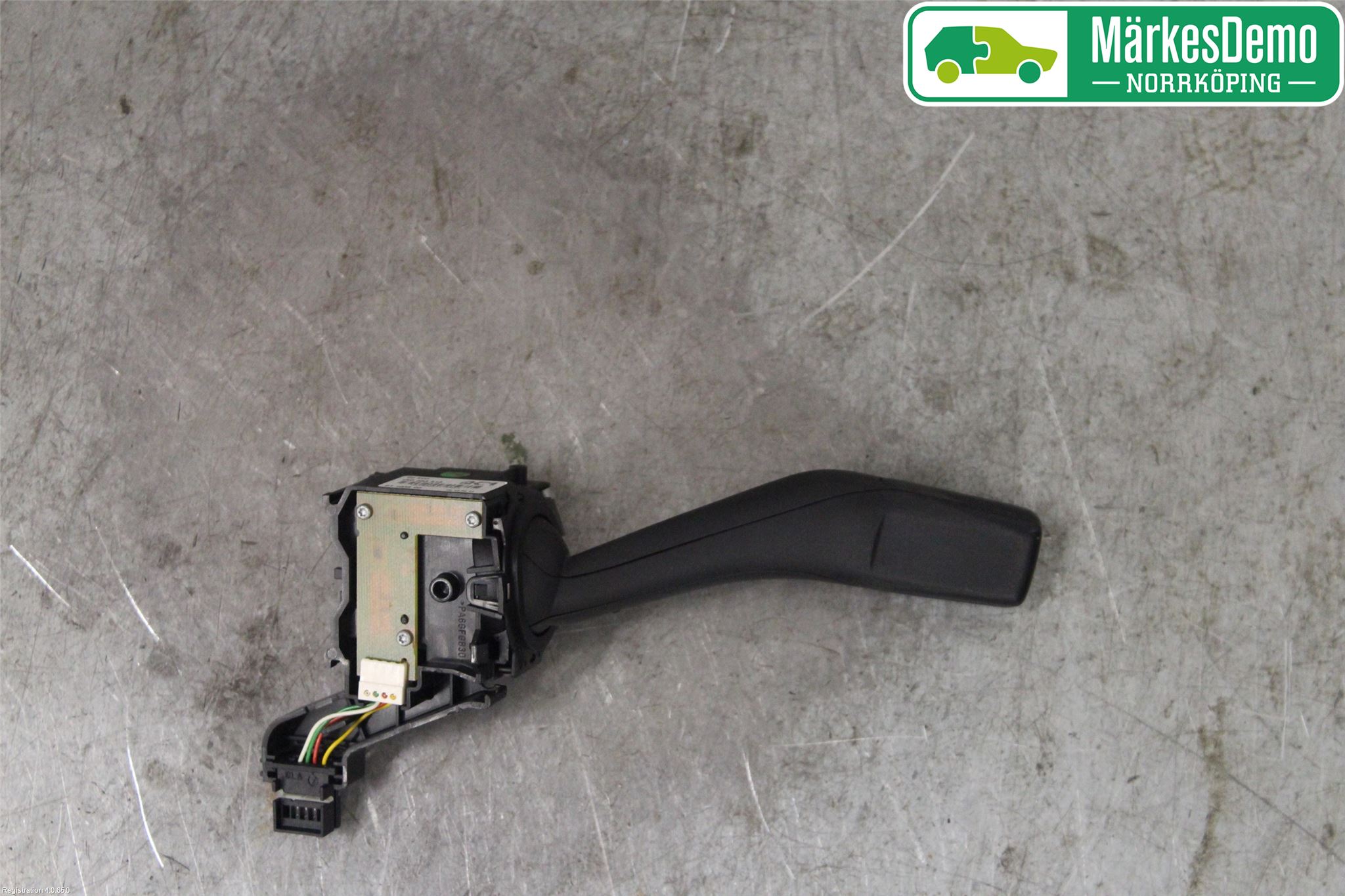 Volkswagen VW CADDY      04-10 Spak Blinkers-Ljusomk