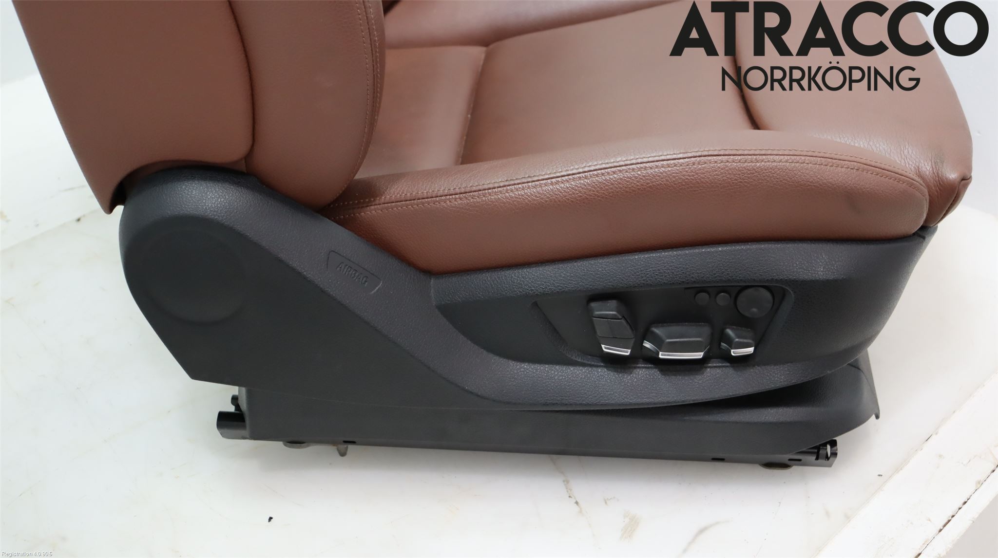 BMW 5 F10/F11/F18 09-17 Inredning Stol Fram Vä