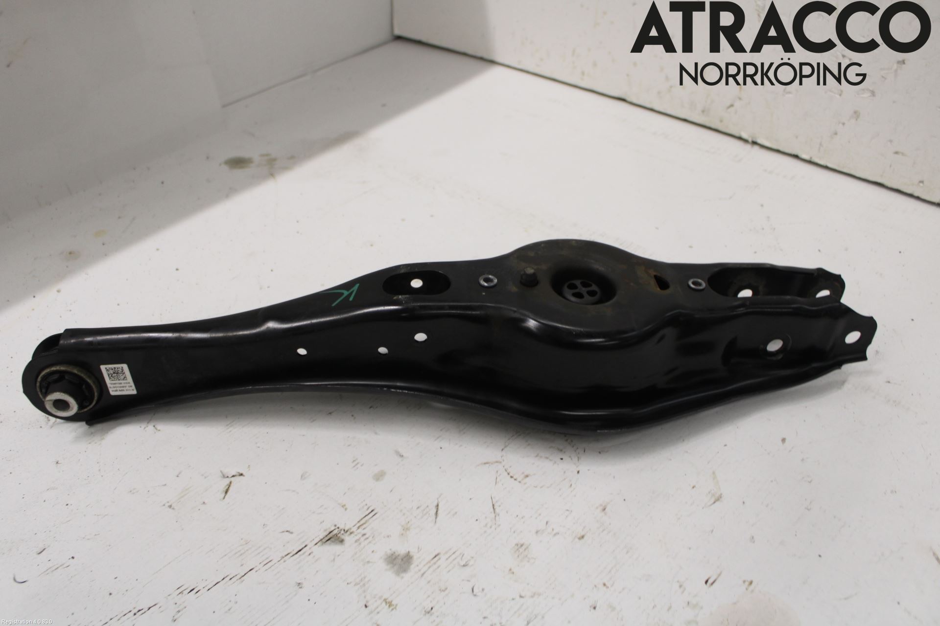 Volkswagen VW TIGUAN 16-24 Bärarm Bak Höger