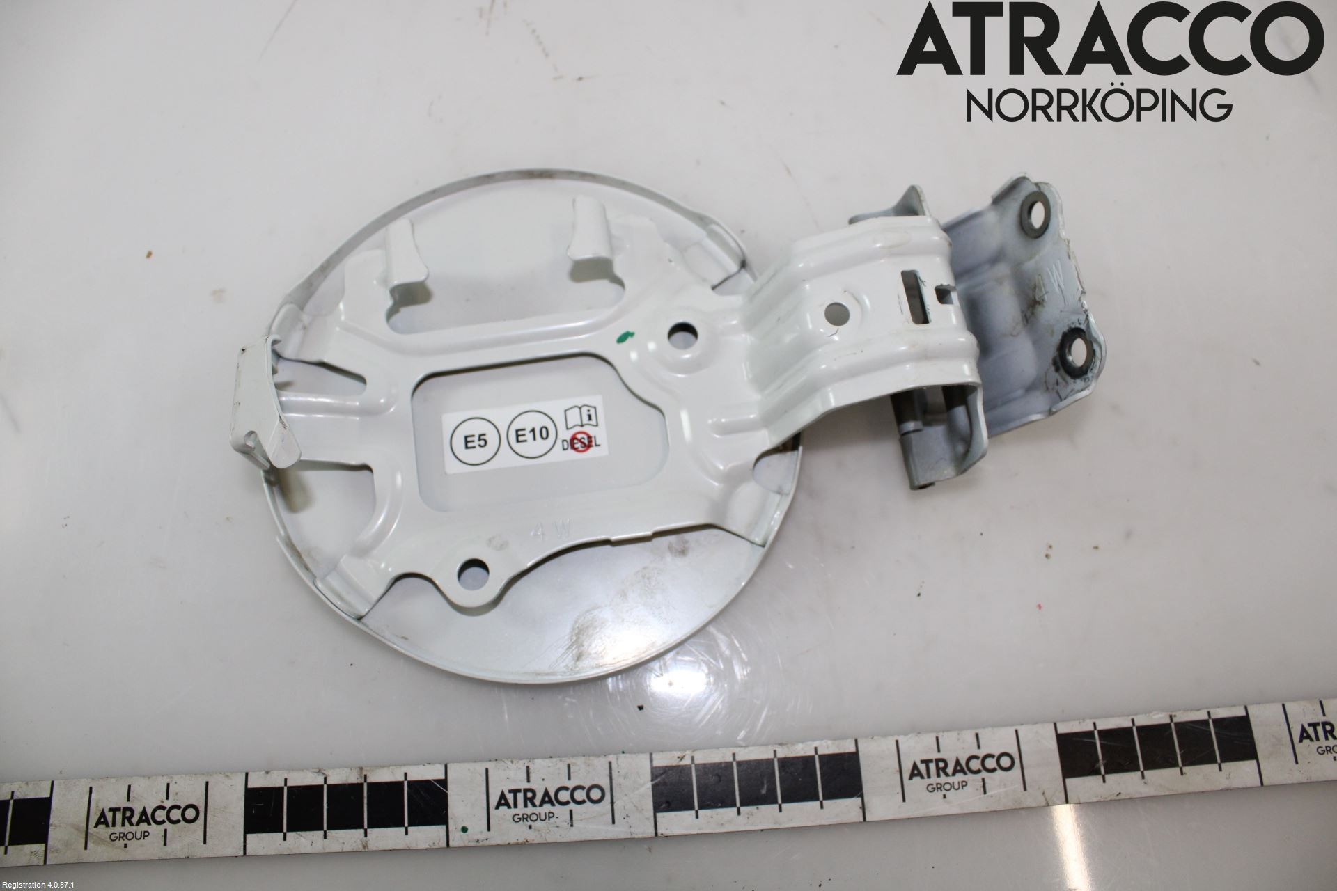 Toyota VERSO 09-18 Tanklucka