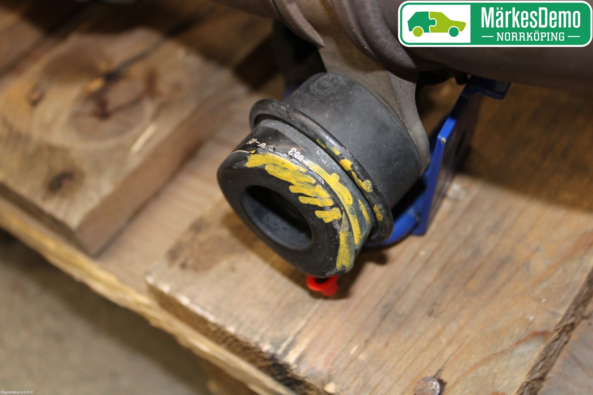 Jaguar F-TYPE Avgas Bakre Dämpare