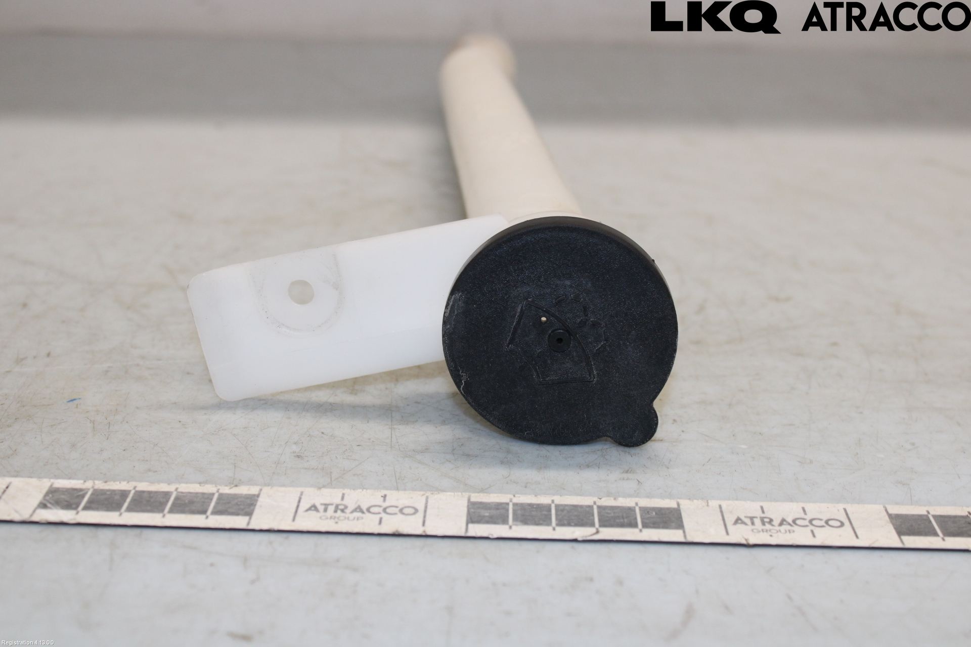 Toyota COROLLA CROSS XG10 22- Spolartank Påfyllningsrör