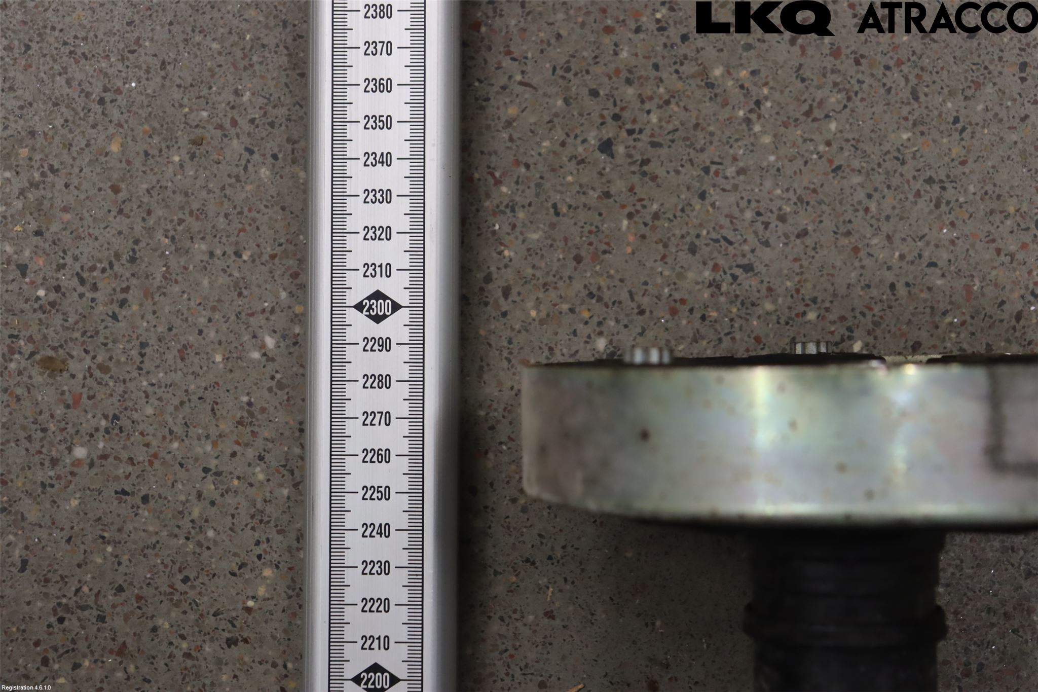 Volkswagen VW TIGUAN 16-24 Mellanaxel Mitt