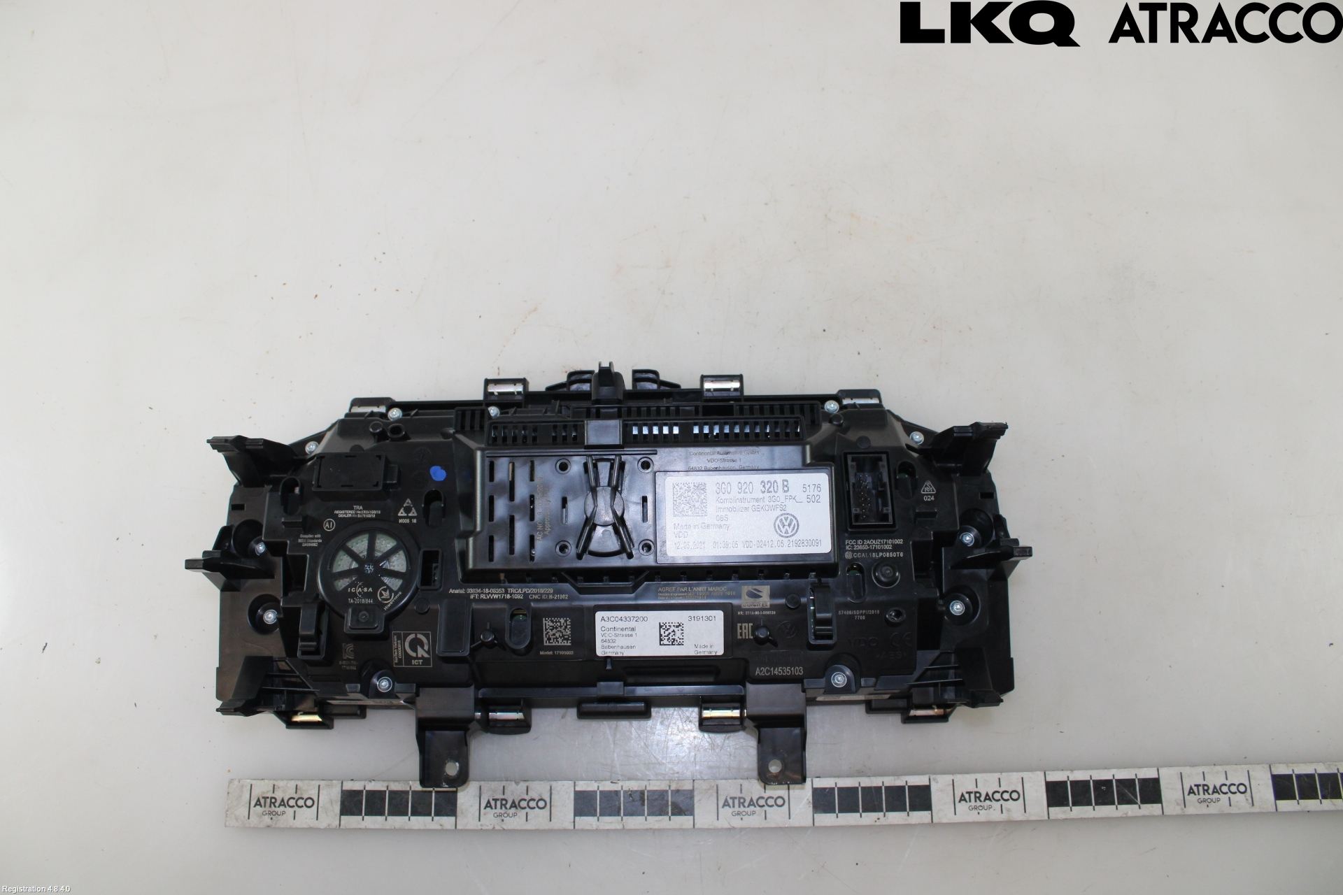 Volkswagen VW PASSAT 20-24 Instrument Komb