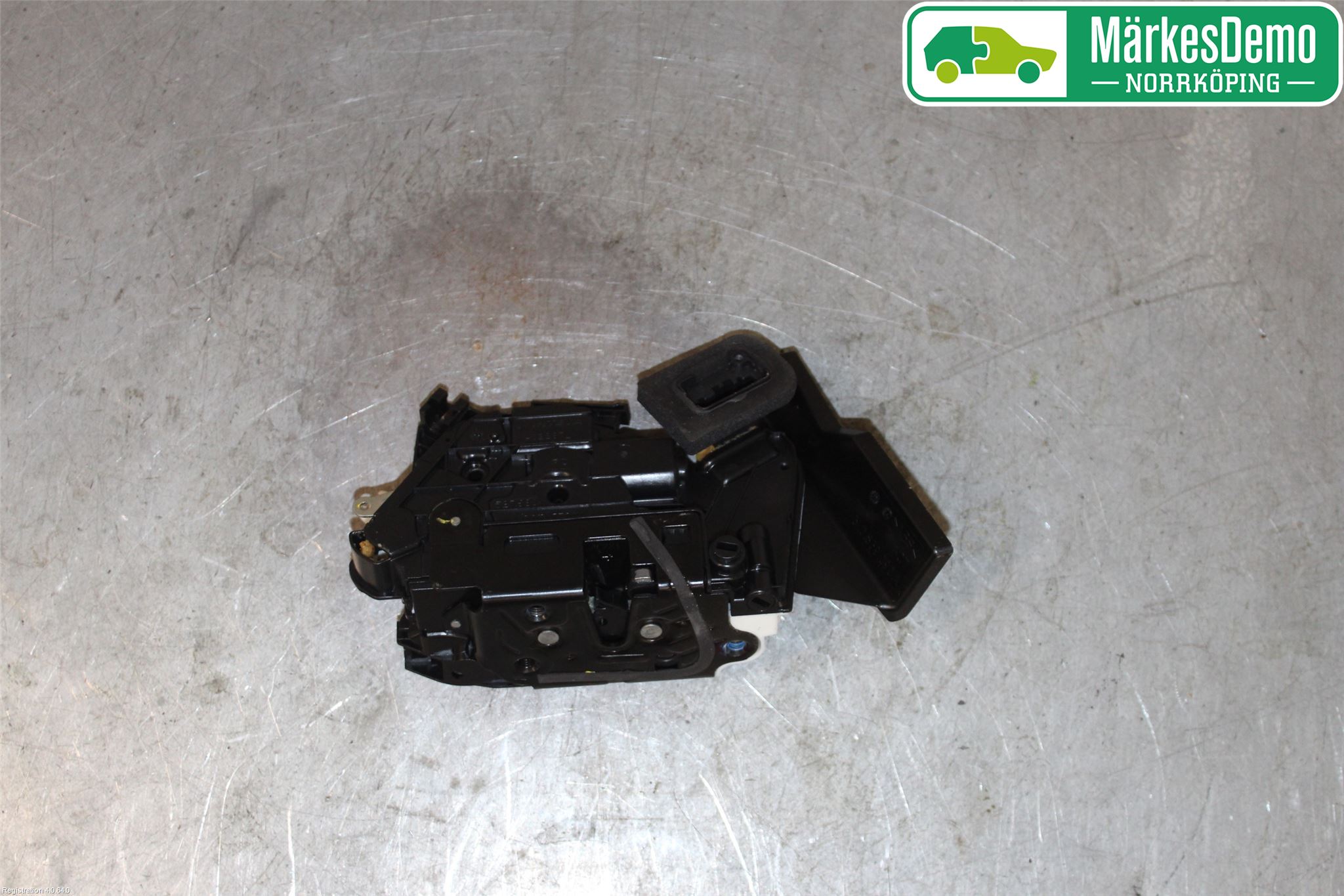 Skoda YETI Låskista-Dörrlås