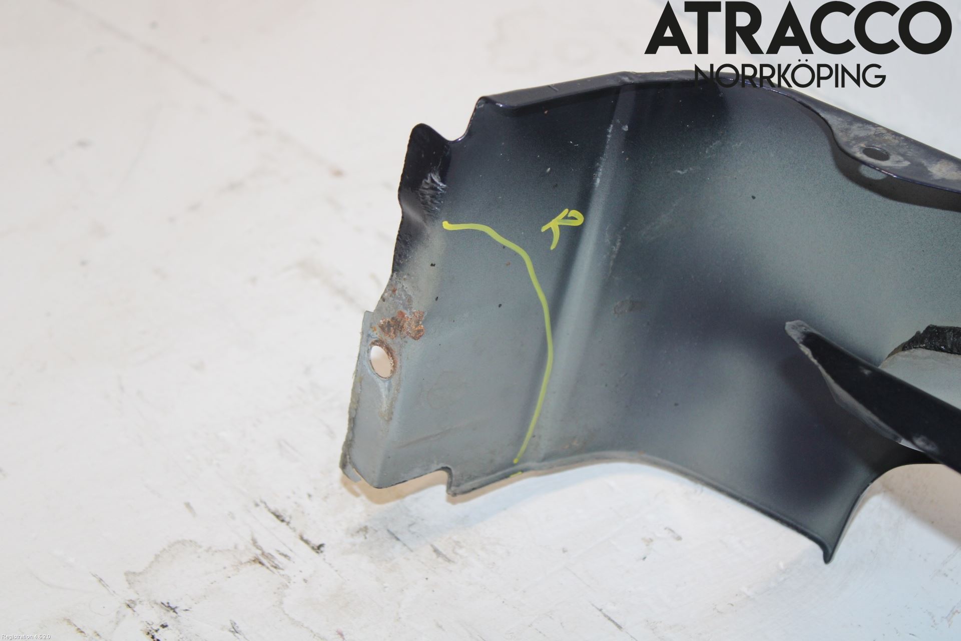 Nissan PULSAR Skärm Fram Höger