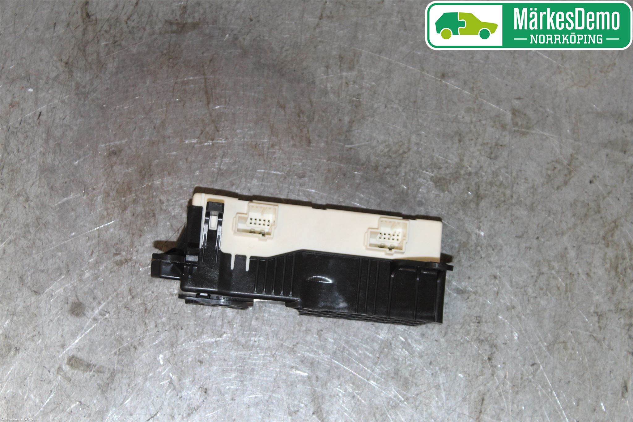 Mercedes-Benz MB C-KLASS (W205) 14-21 Styrenhet Baklucka