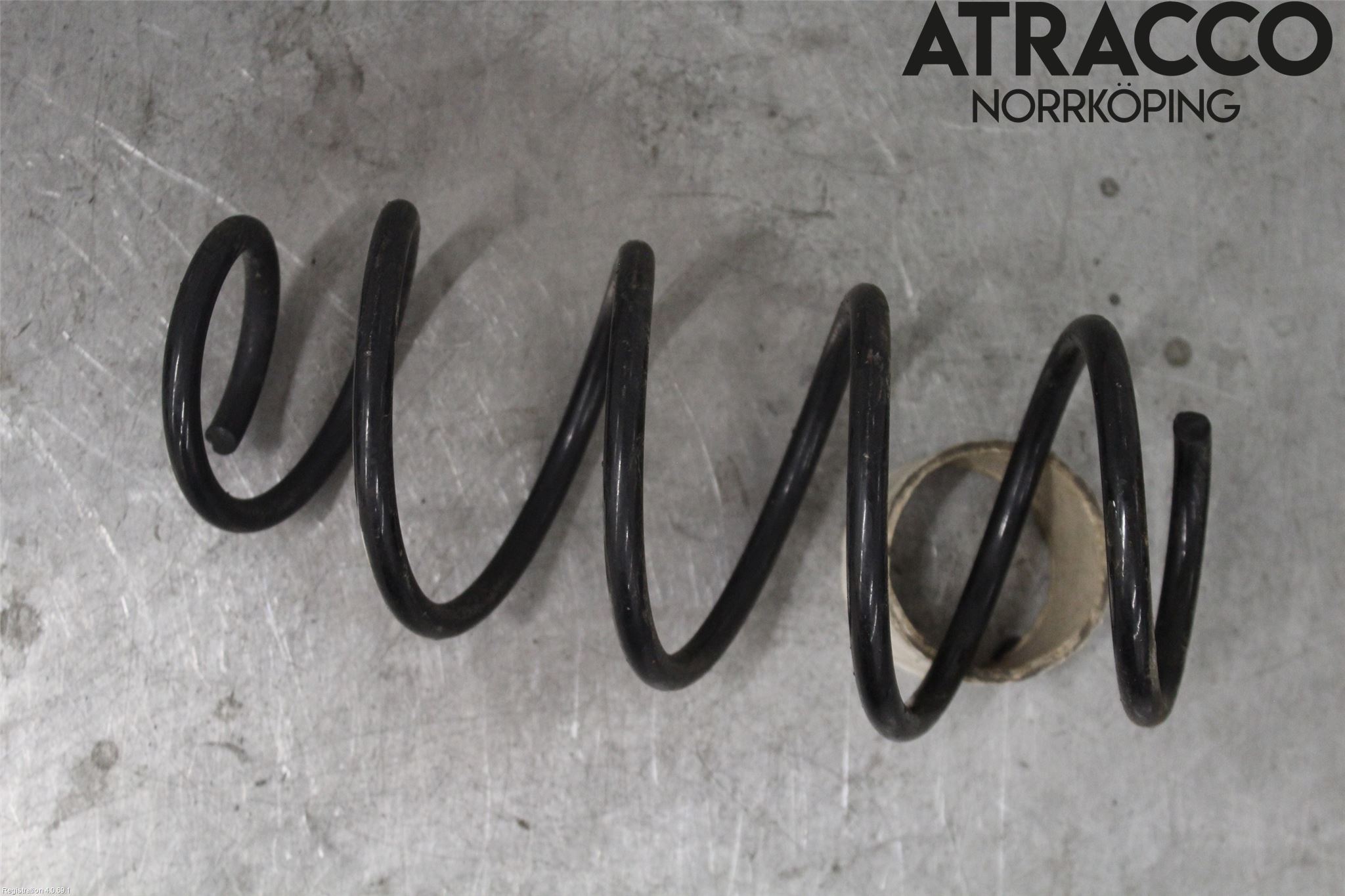 Skoda RAPID Fjäder Fram