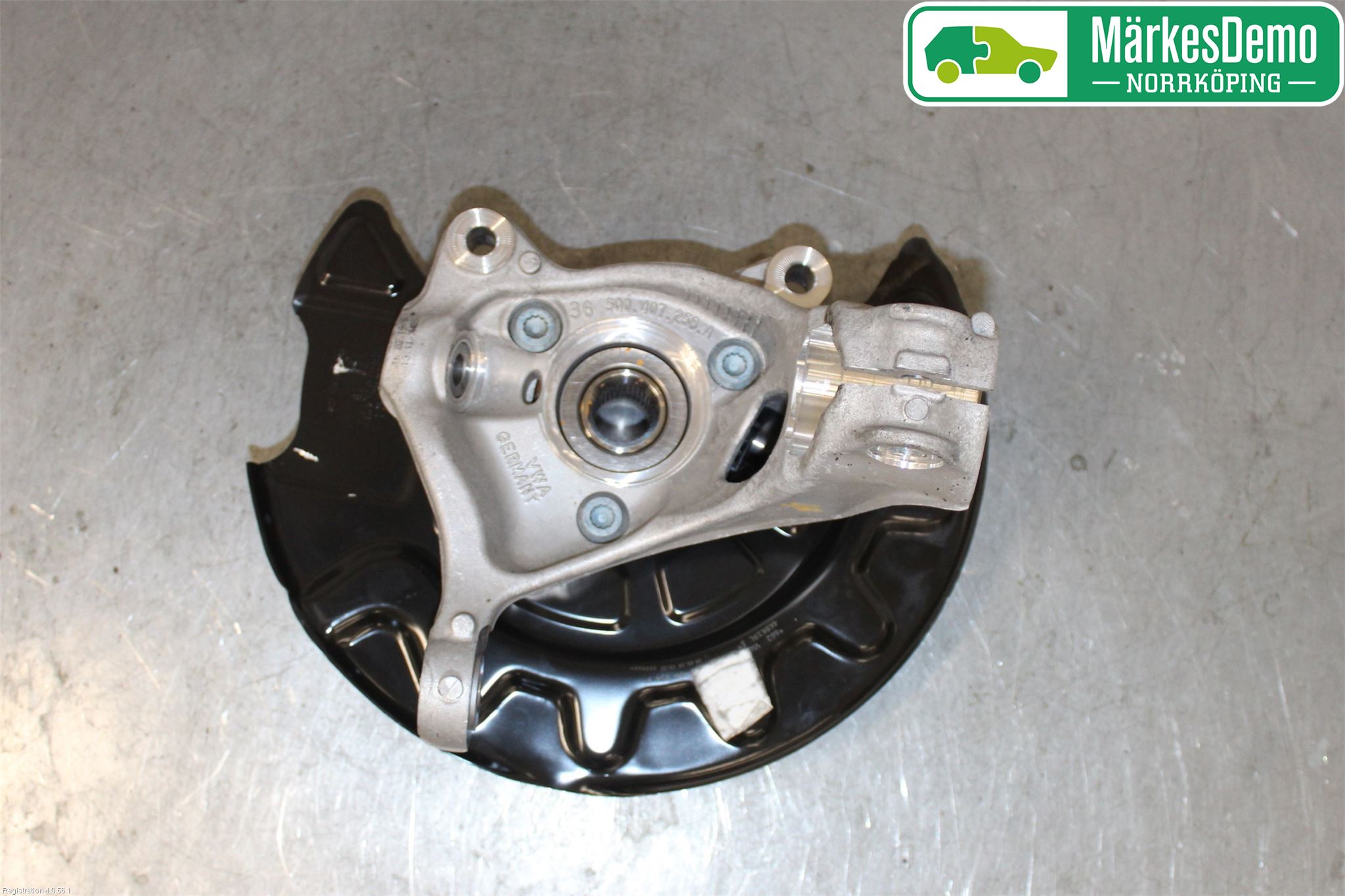 Volkswagen VW TIGUAN 16-24 Styrspindel Lagerhus Hö