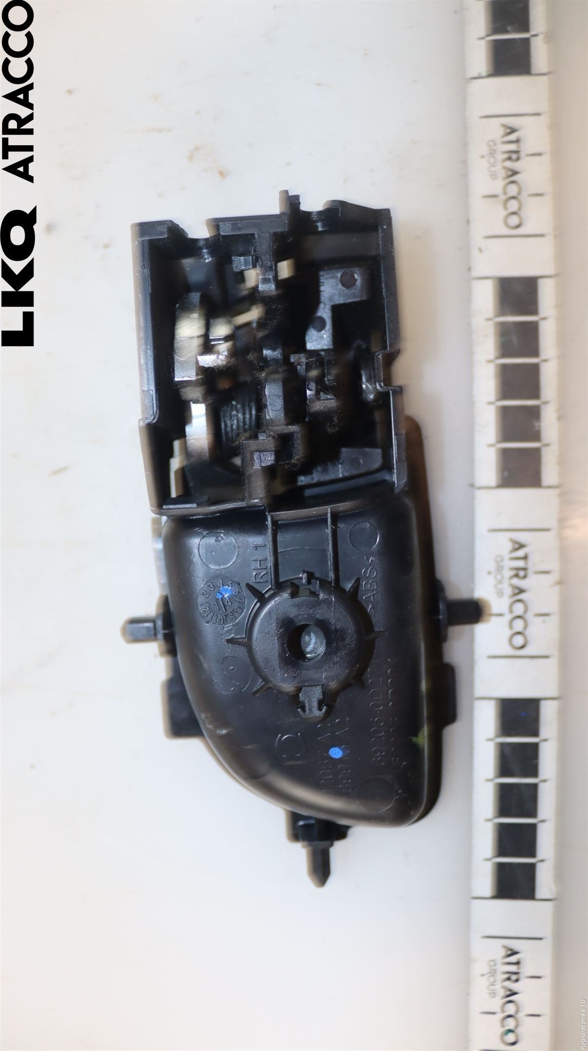 Toyota AURIS 13-19 Dörrhandtag Inre Hö