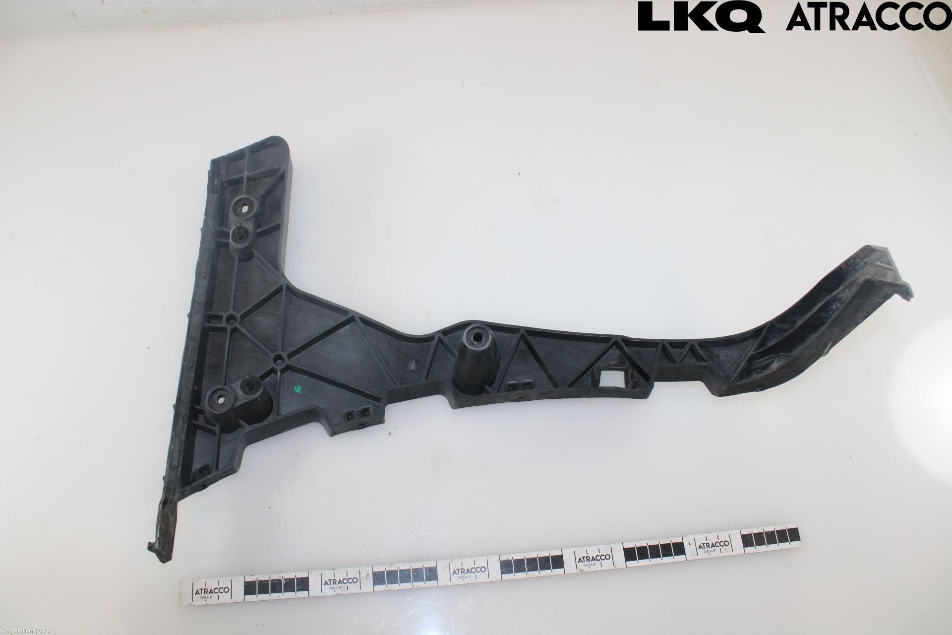 Audi Q5 09-16 Stötfångarbärjärn Bak