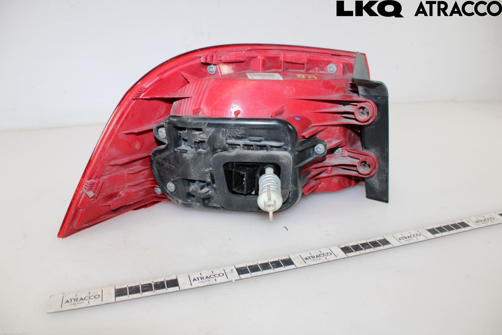 Volkswagen VW PASSAT 11-14 Bakljus Höger