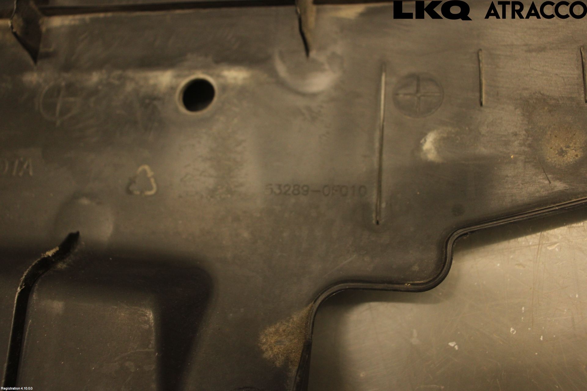 Toyota COROLLA VERSO 04-07 Täckplast Front