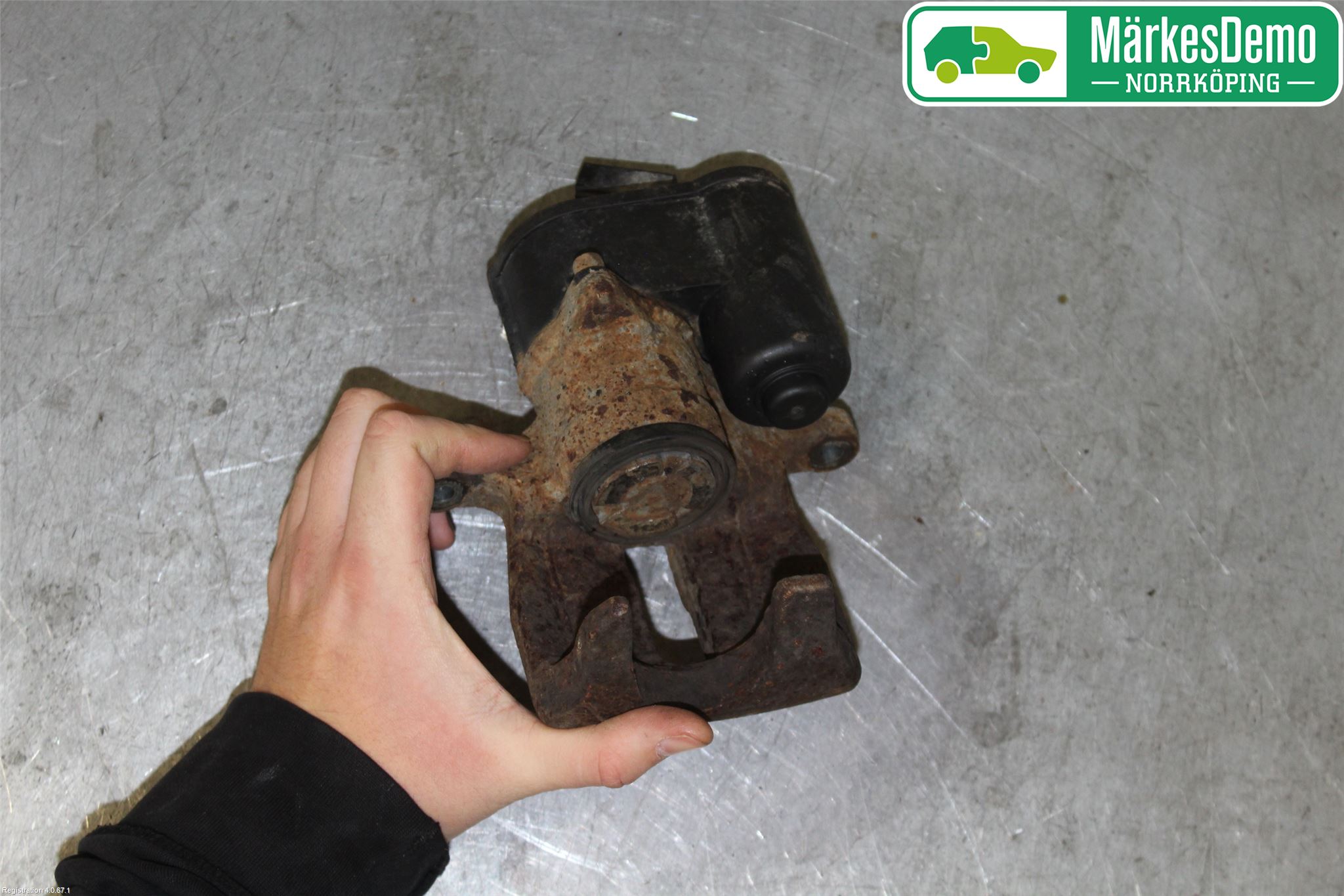 Volkswagen VW PASSAT 11-14 Bromsok Bak Höger