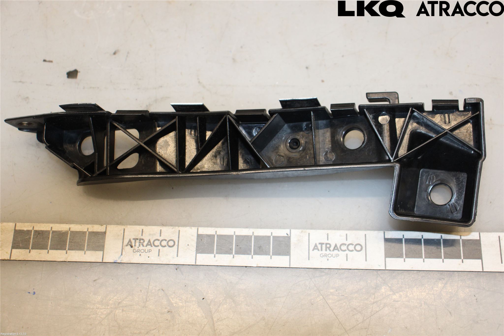 Kia CEED 06-12 Stötfångarfäste Fram Hö