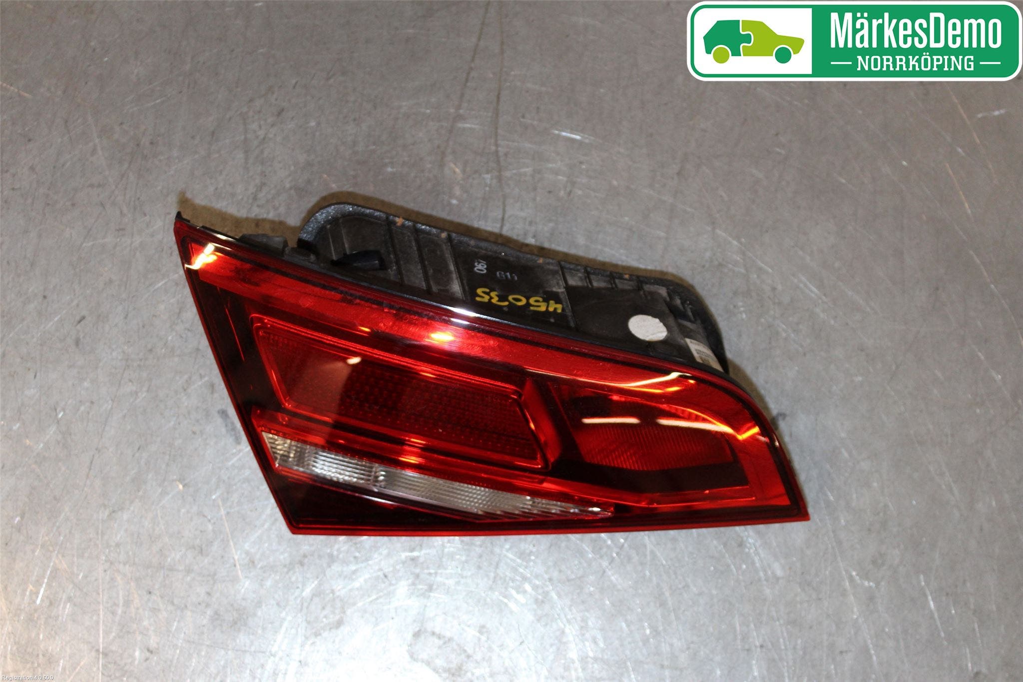 Audi A3/S3 8V 13-20 Bakljus Lucka Vä