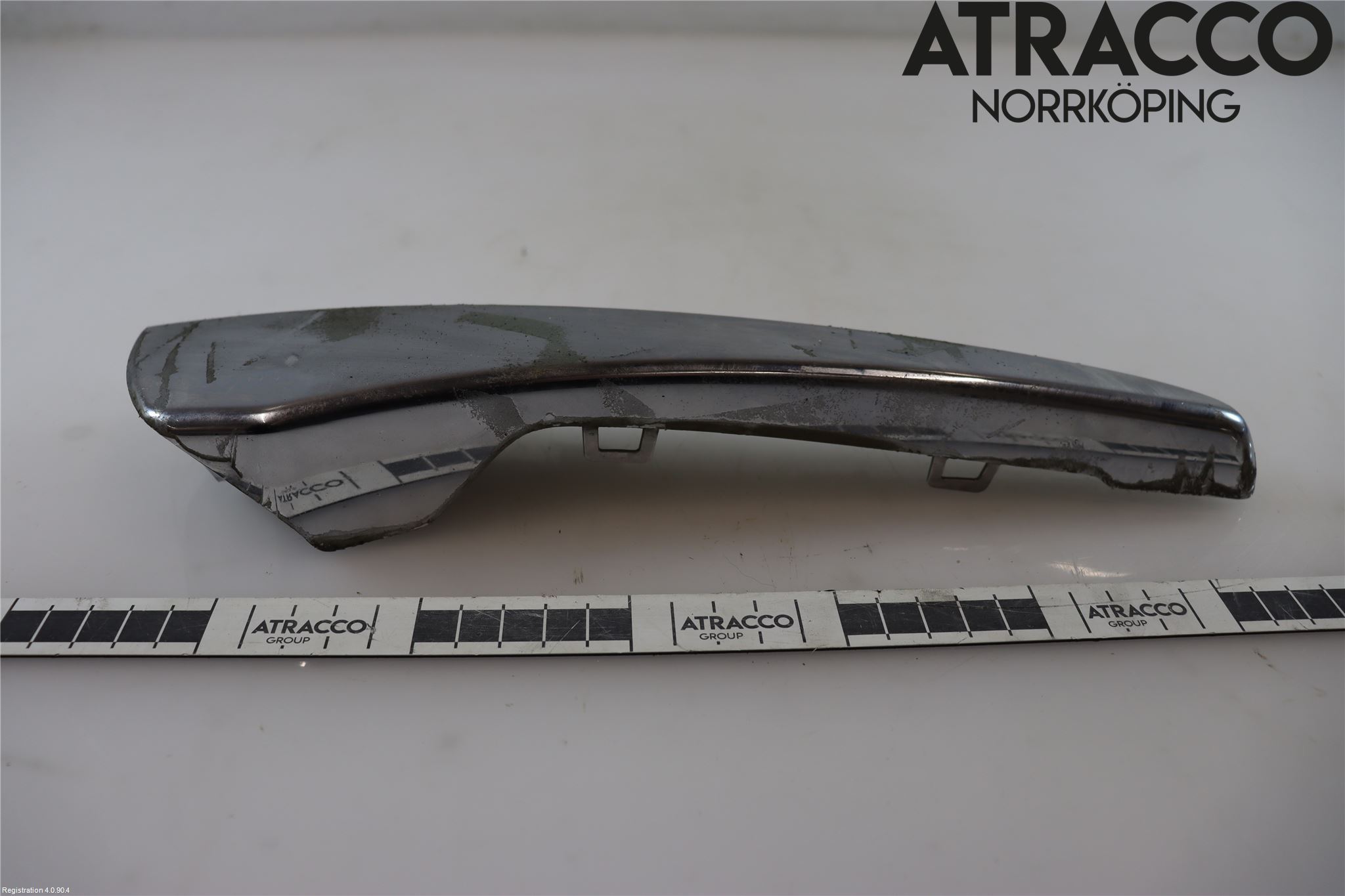 Jaguar XF 08-15 Stötfångarlist Fram