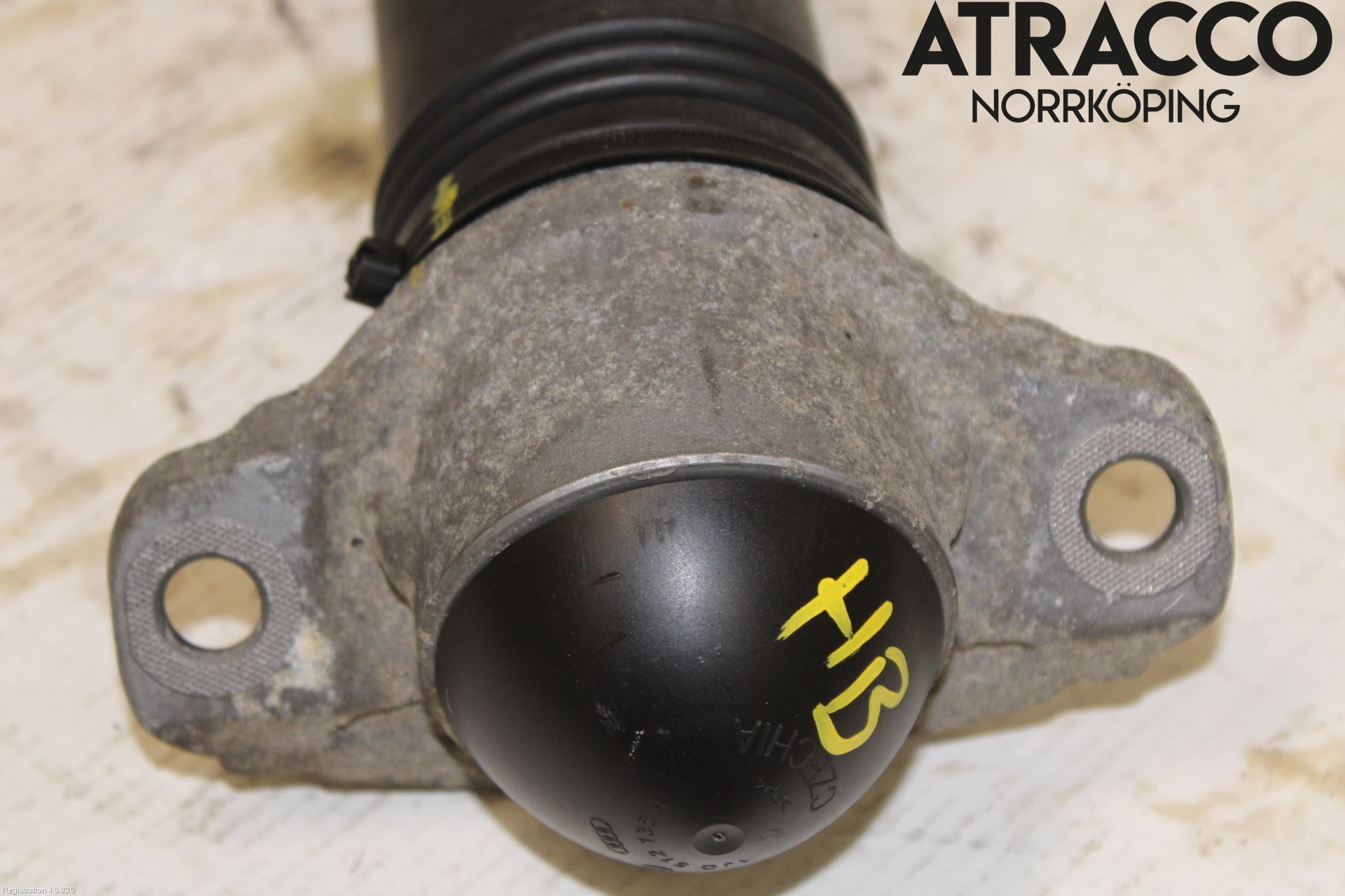 Seat ATECA 16->> Stötdämpare Bak