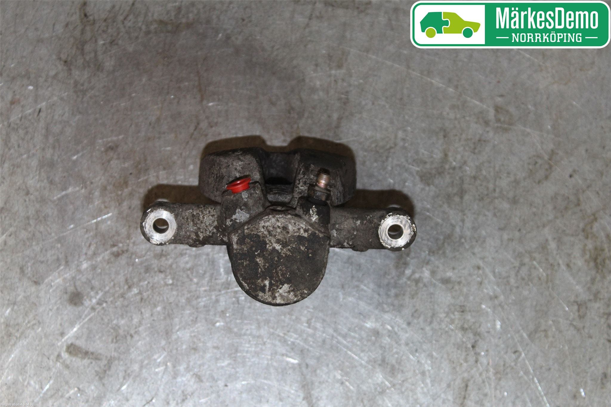 Toyota AVENSIS 03-06 Bromsok Bak Höger