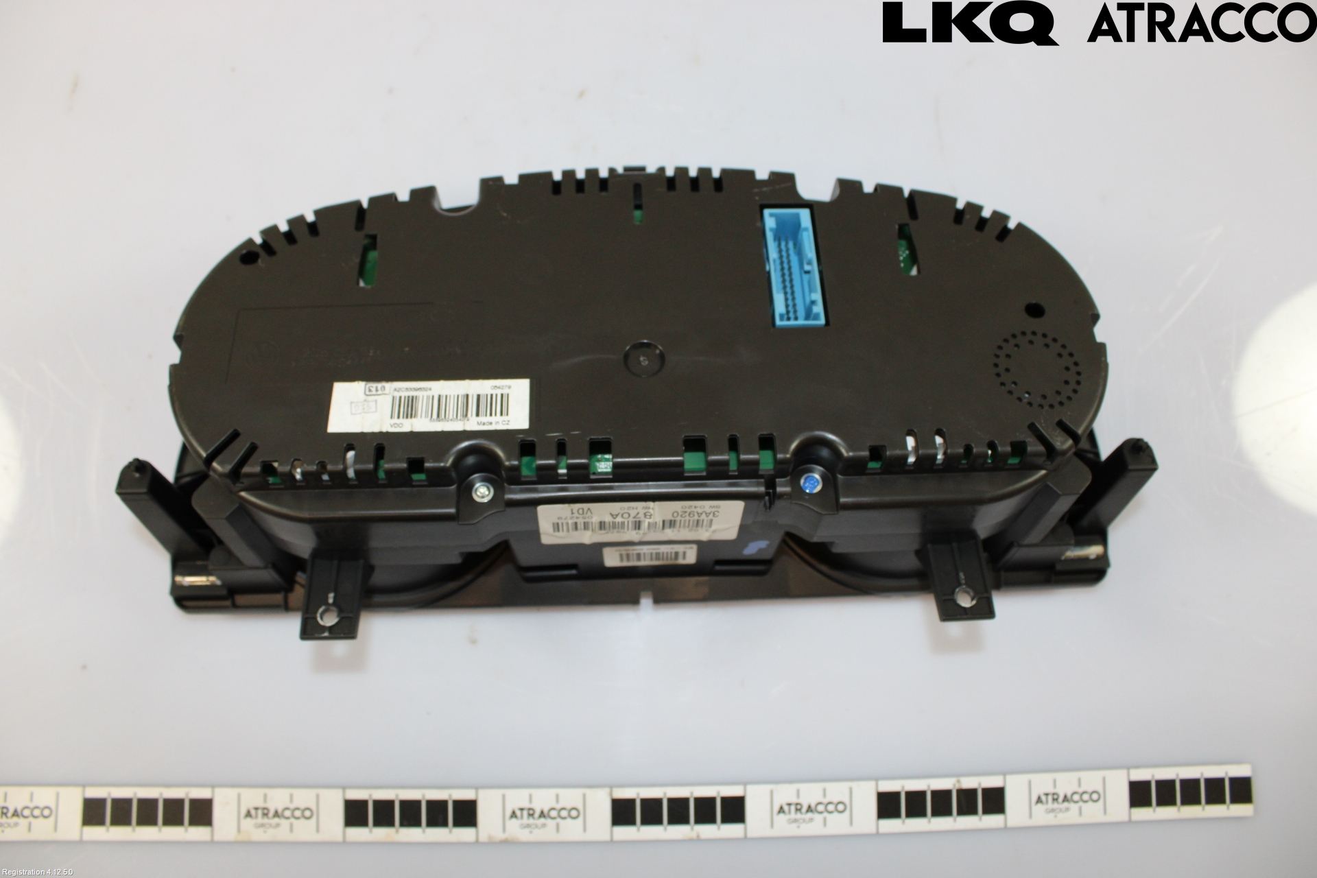 Volkswagen VW PASSAT 11-14 Instrument Komb