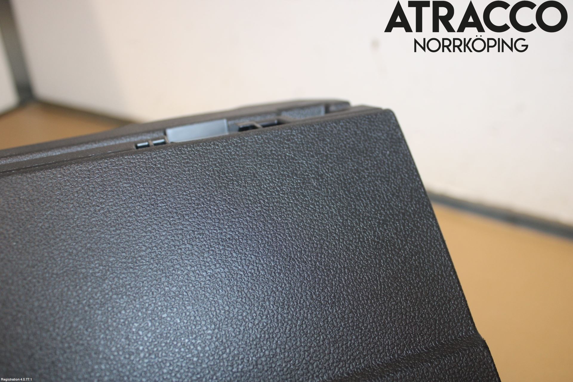 Volkswagen VW TIGUAN 16-24 Handskfack