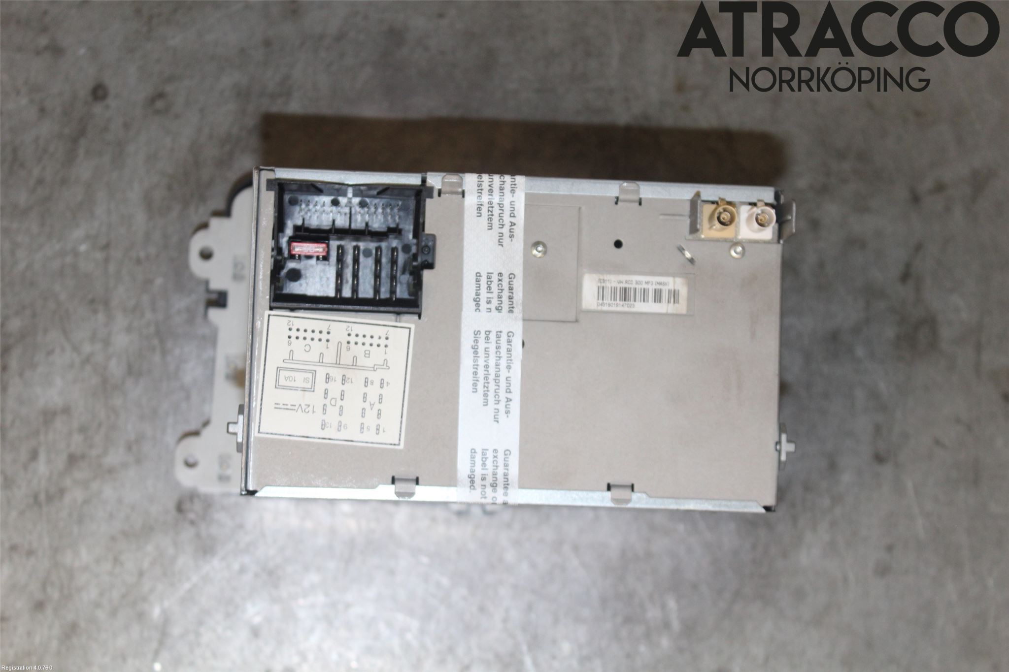 Volkswagen VW CADDY      04-10 Cd Radio - Multimediapanel