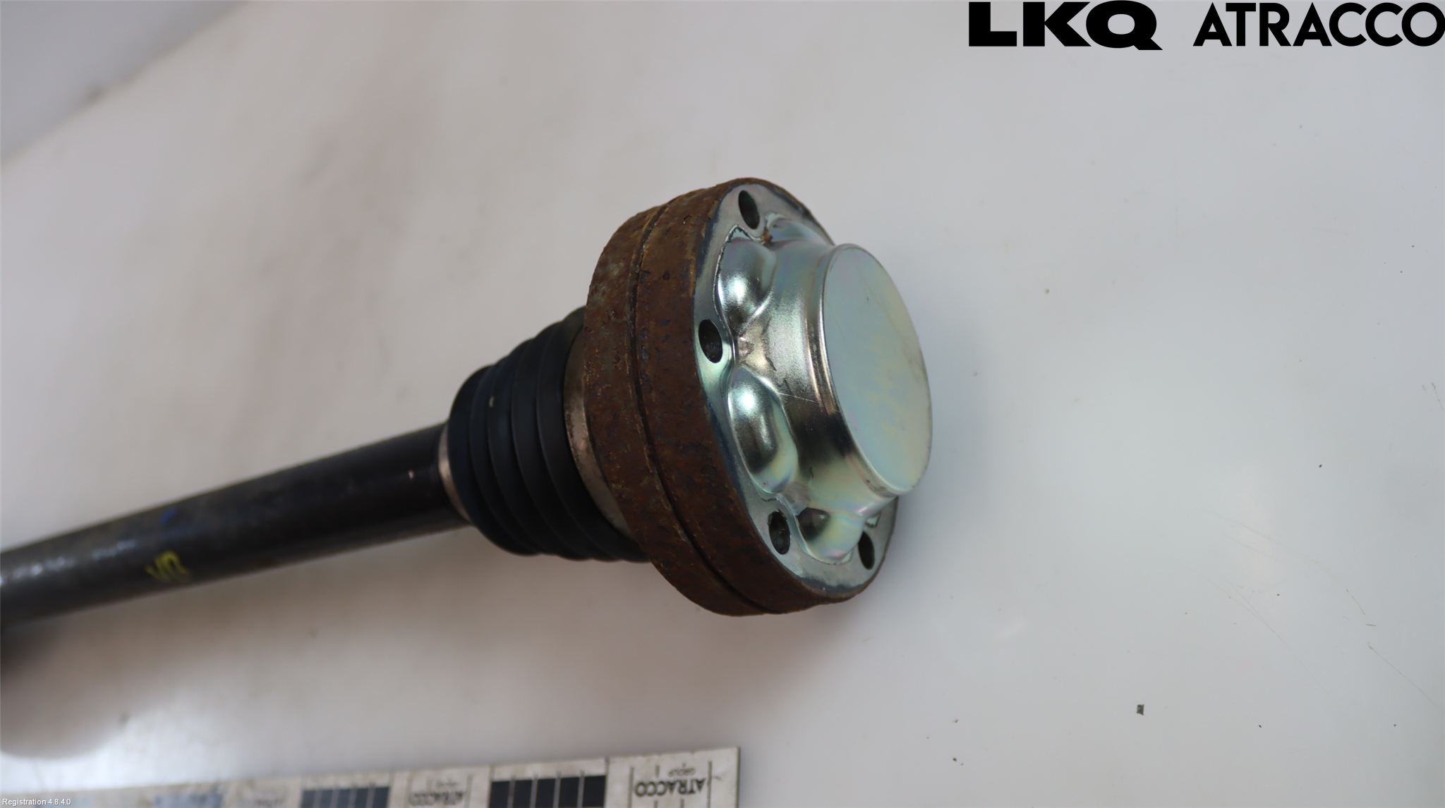 Audi Q7/SQ7 Drivaxel Bak Vänster